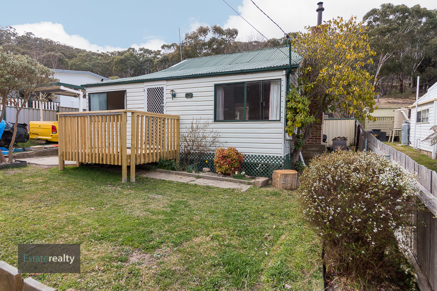 264 FOXLOW STREET, CAPTAINS FLAT, 2623