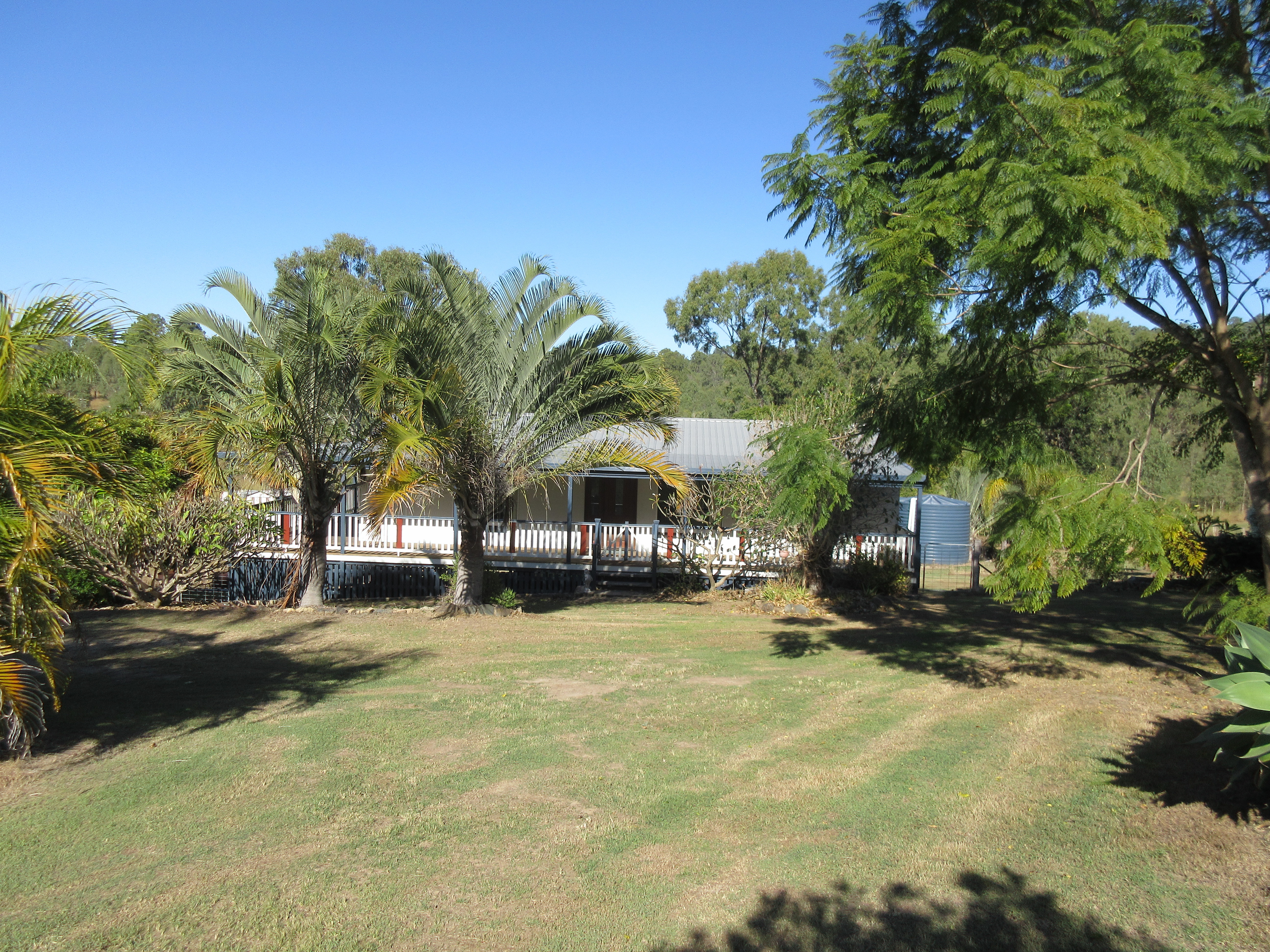 14 CHICHESTER ST, MOUNT PERRY, 4671