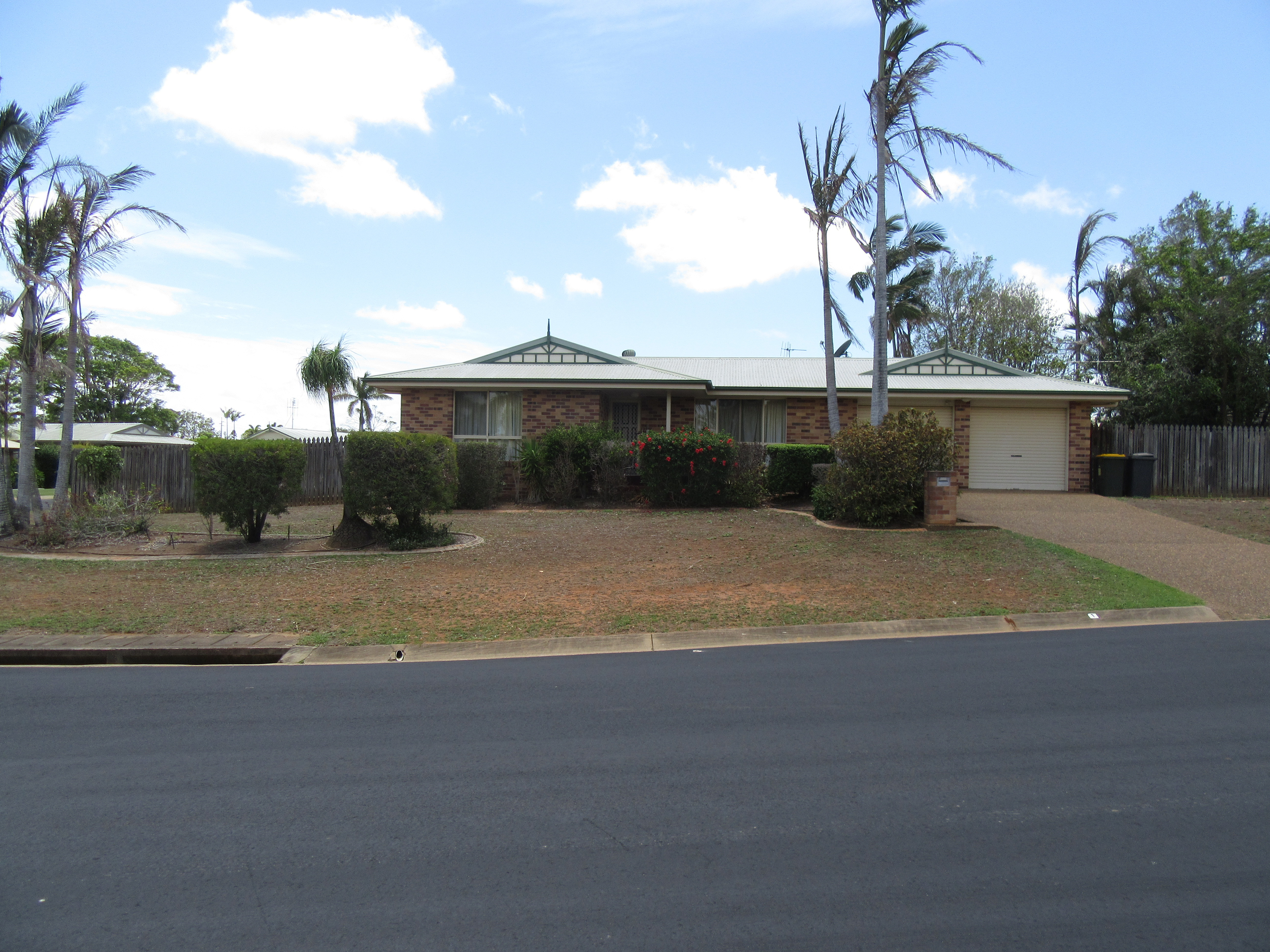 1 CYPRESS ST, AVOCA, 4670