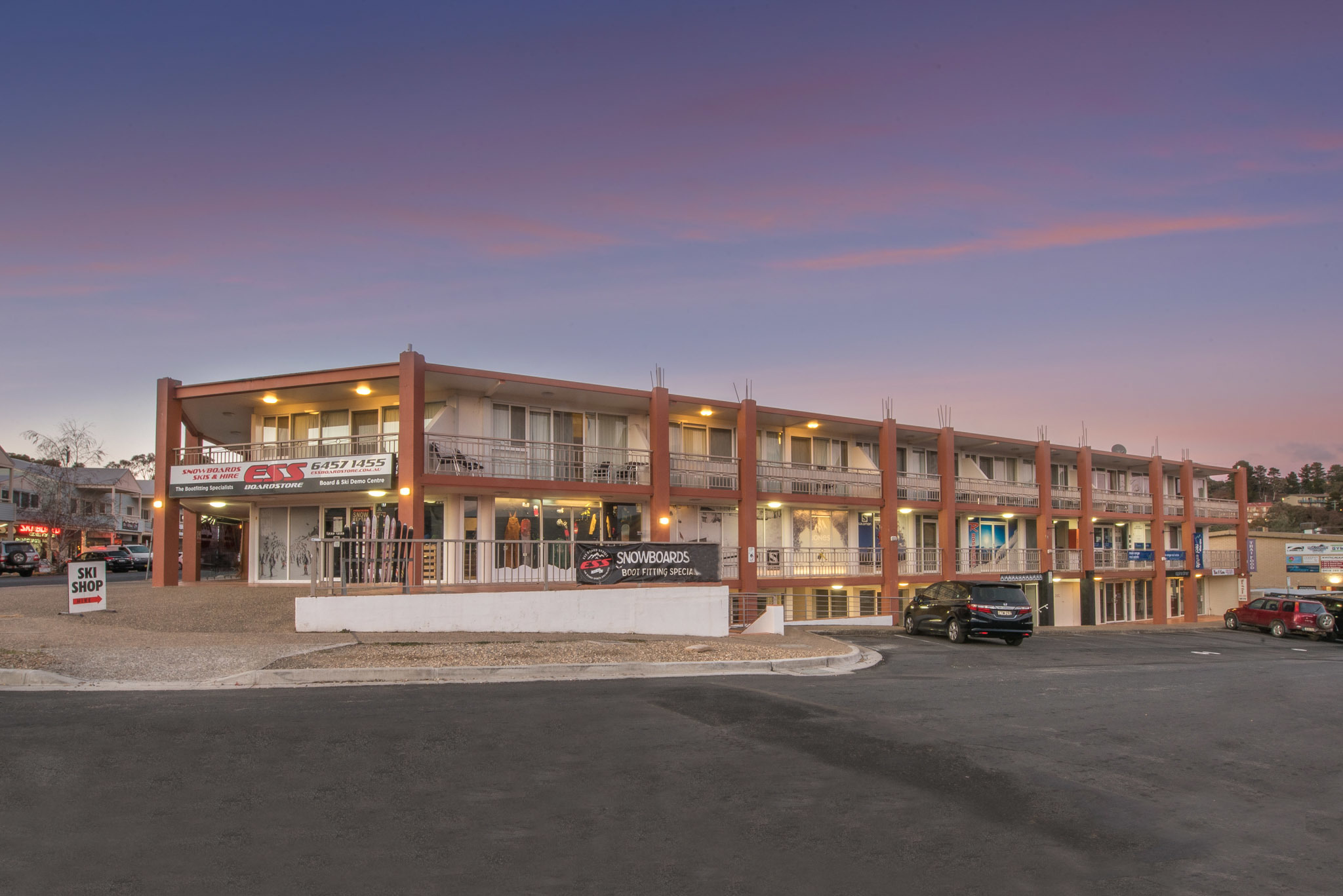 SHOPS 2, 3 & 4 2 SNOWY RIVER AVENUE, JINDABYNE, 2627