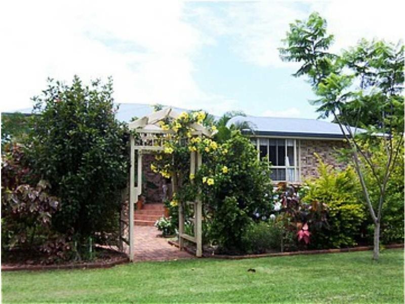 33 CAVENDISH ST, RUSSELL ISLAND, 4184