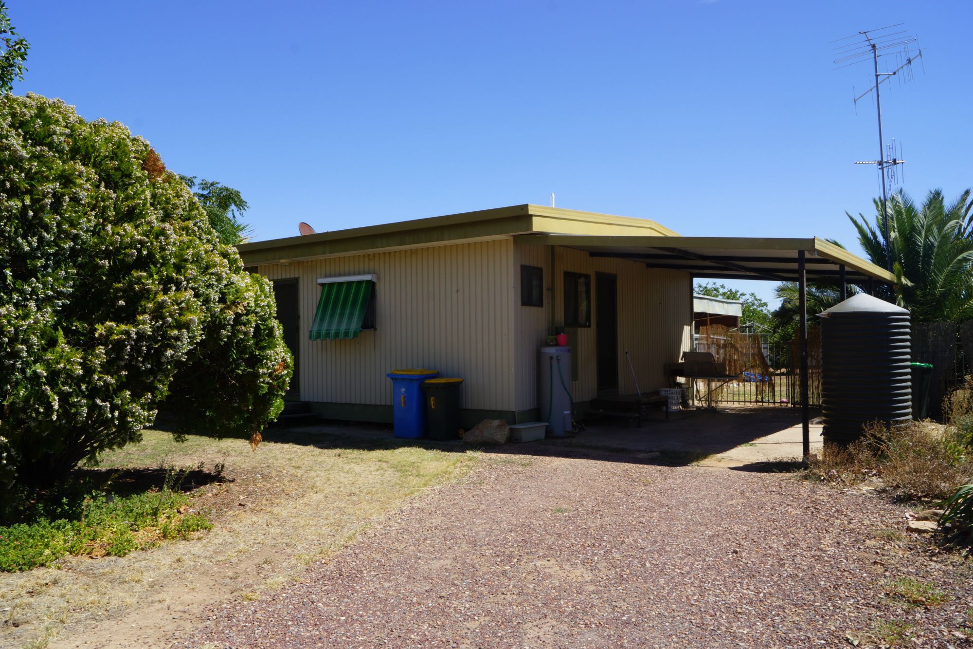 6 DIGGORA PARADE, NUMURKAH, 3636