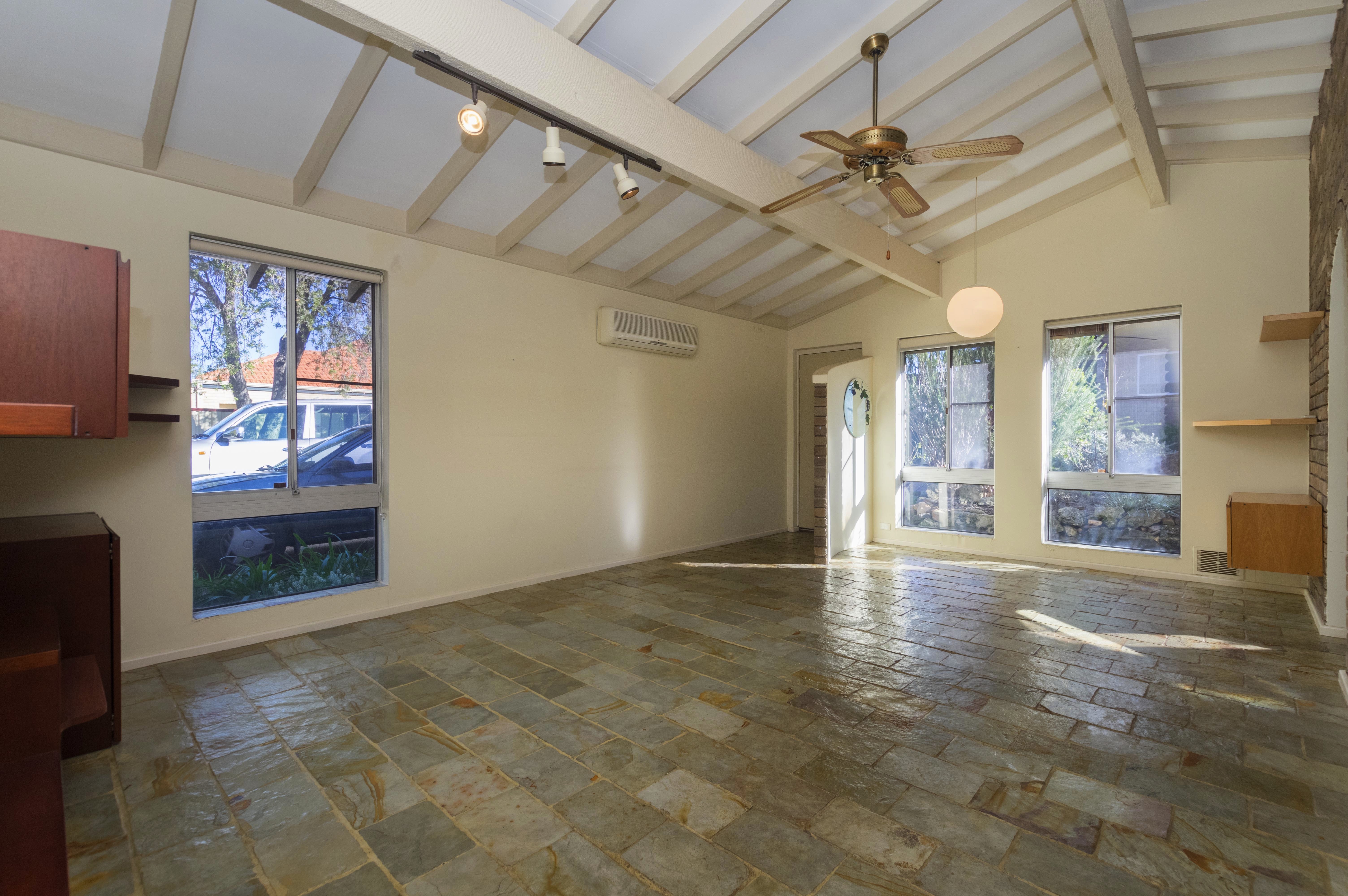 UNIT 6/210 NORTH BEACH DR, TUART HILL, 6060