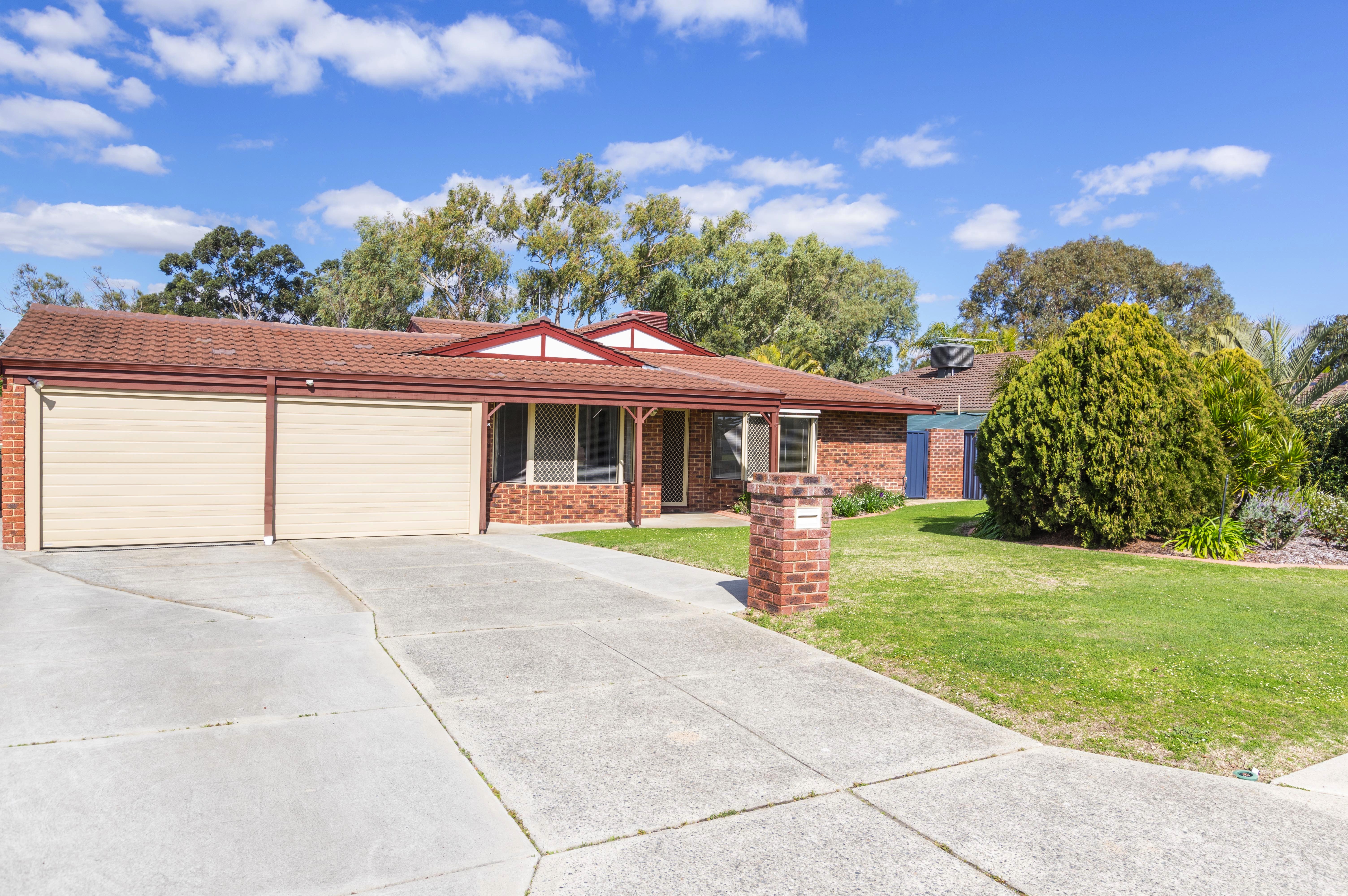 6 WHITBURN RD, KINGSLEY, 6026