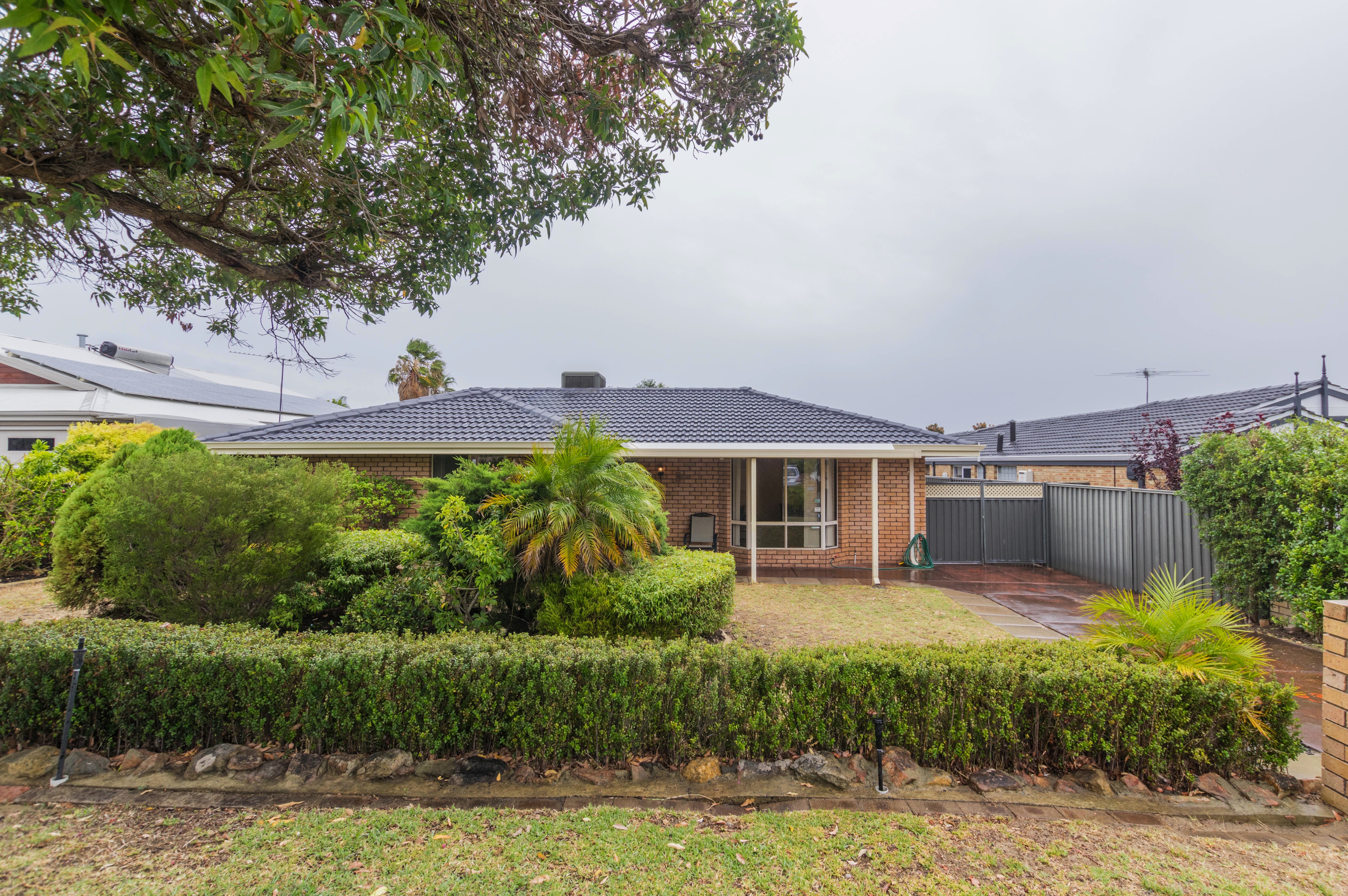 8 FINCH CT, KINGSLEY, 6026