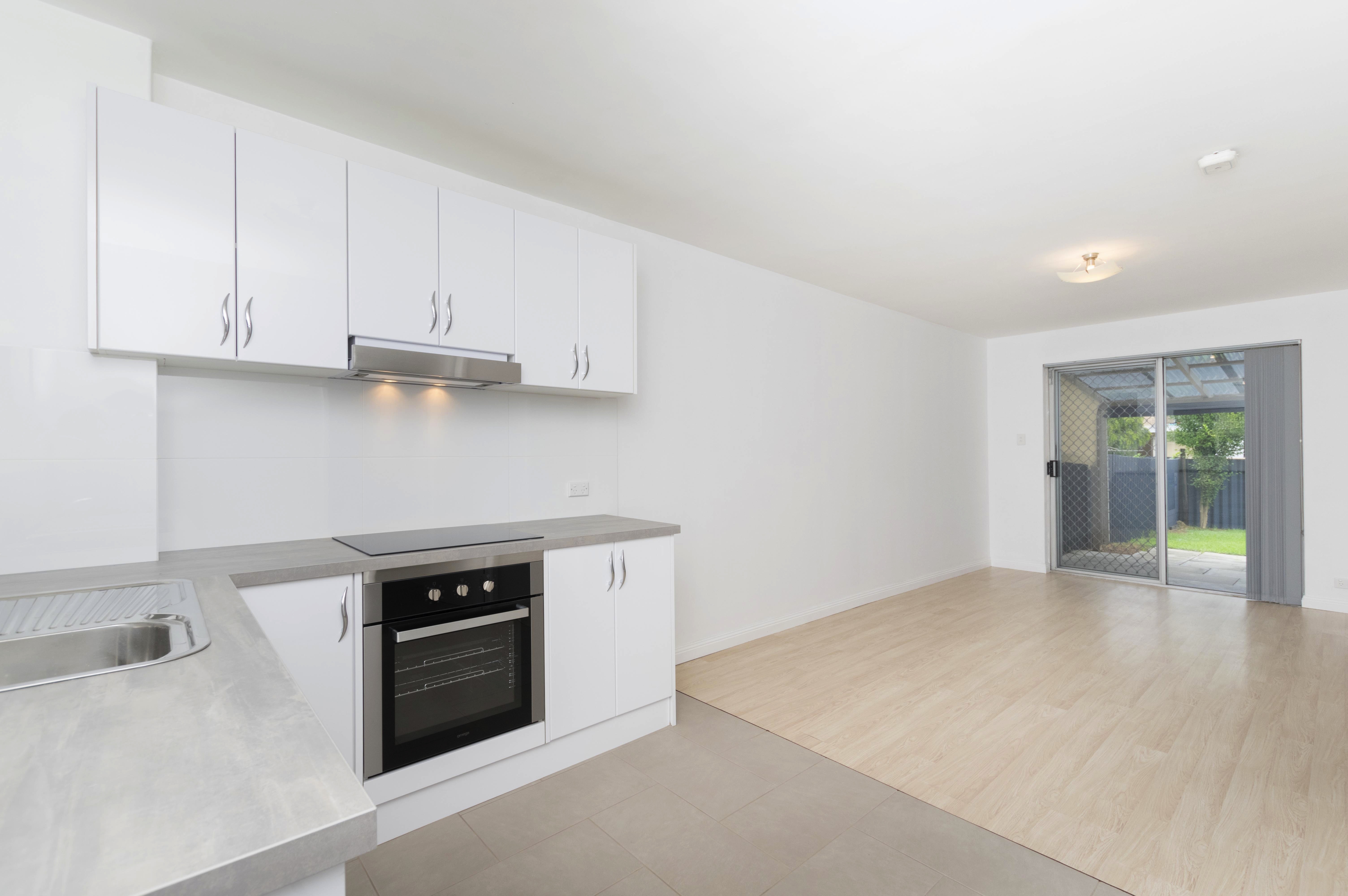 26B/305 HARBORNE ST, GLENDALOUGH, 6016