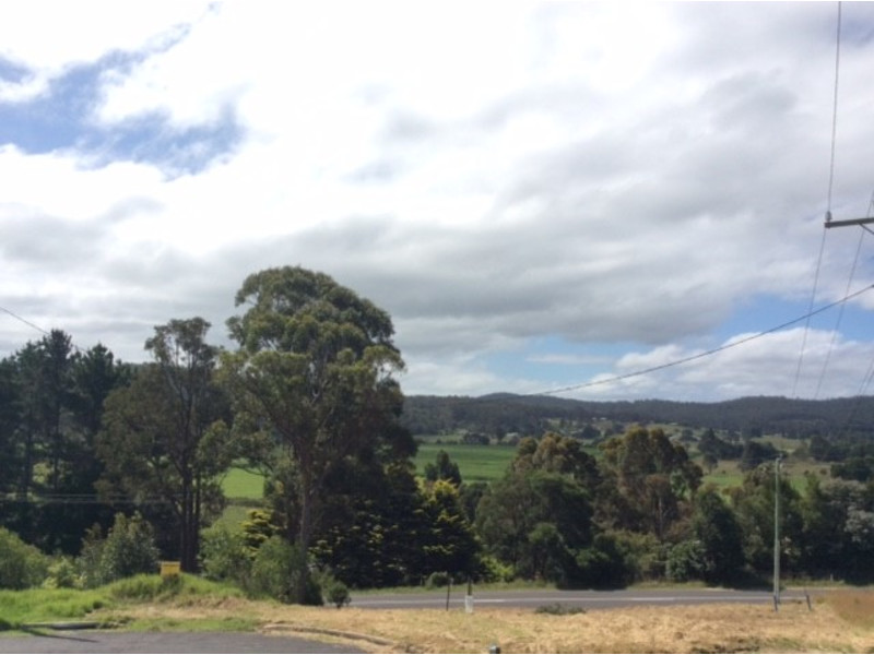 27 KING STREET, SOUTH PAMBULA, 2549