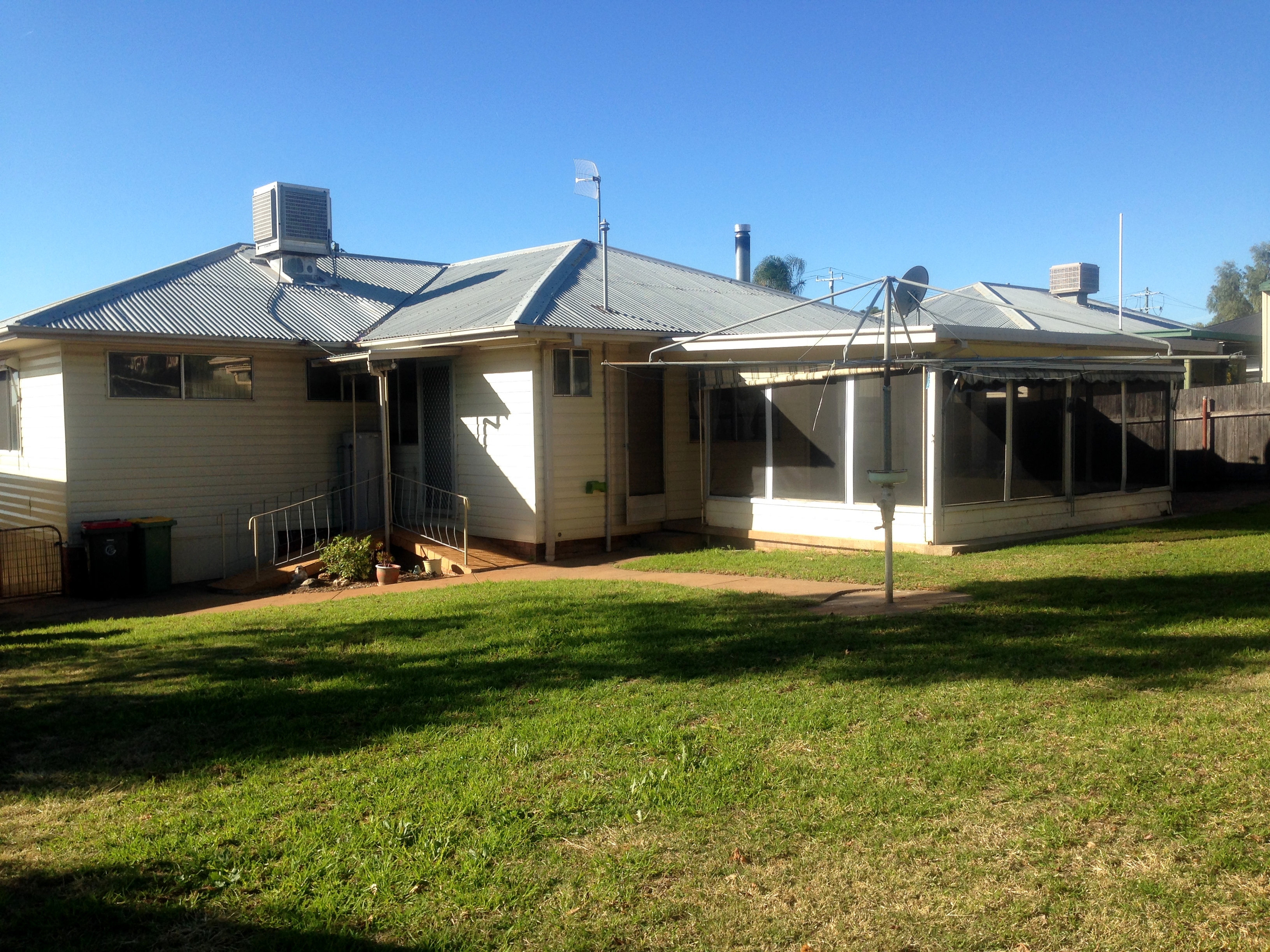 43 MARION ST, GUNNEDAH, 2380