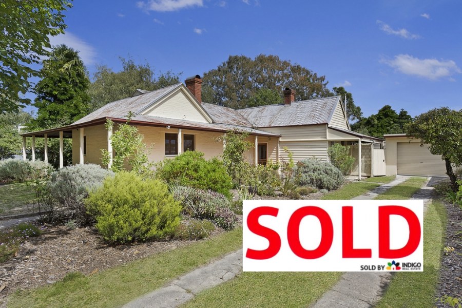 15 FINCH STREET, BEECHWORTH, 3747