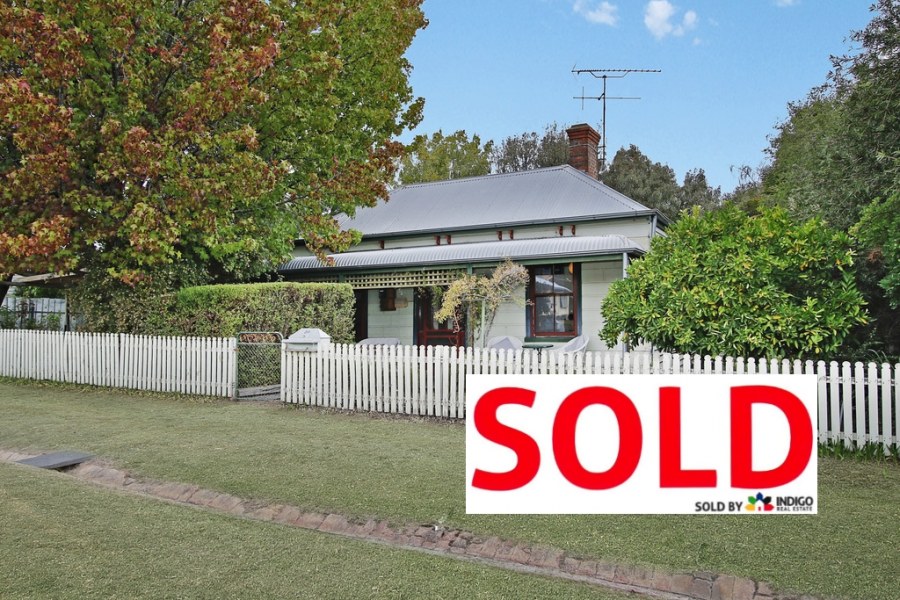 36 MELLISH STREET, BEECHWORTH, 3747