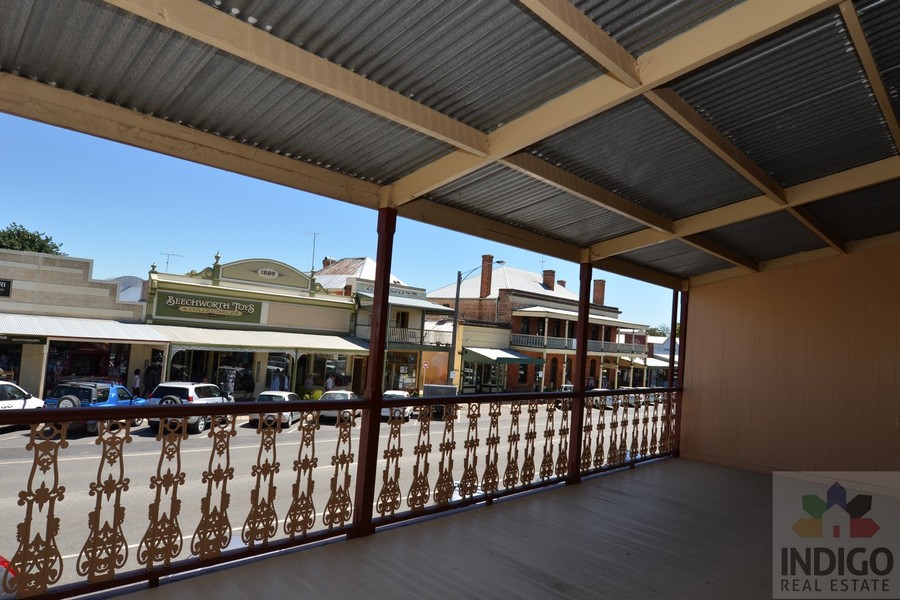 1/48 FORD STREET, BEECHWORTH, 3747