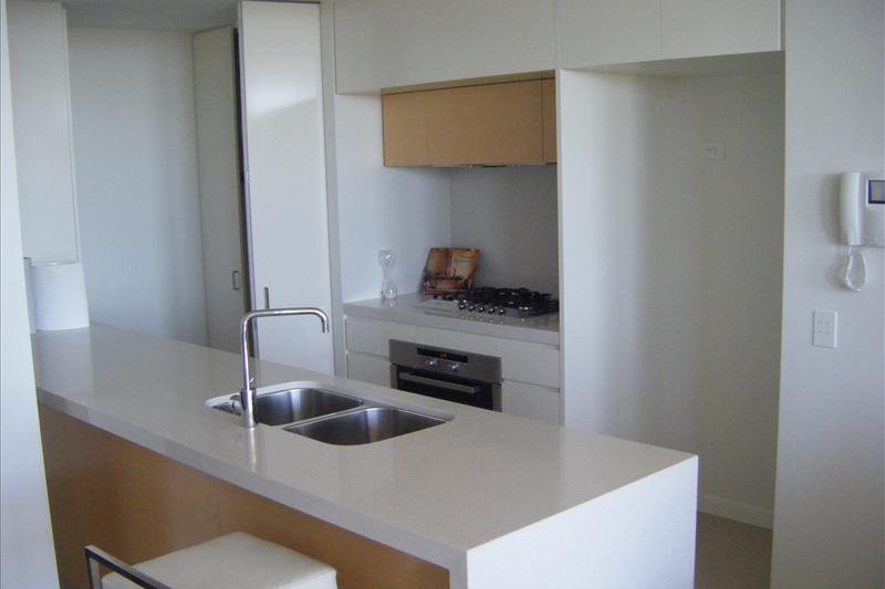 202/1 PAVILION DRIVE , LITTLE BAY, 2036