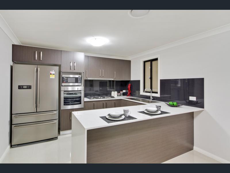 266 ROOTY HILL ROAD NORTH, PLUMPTON, 2761