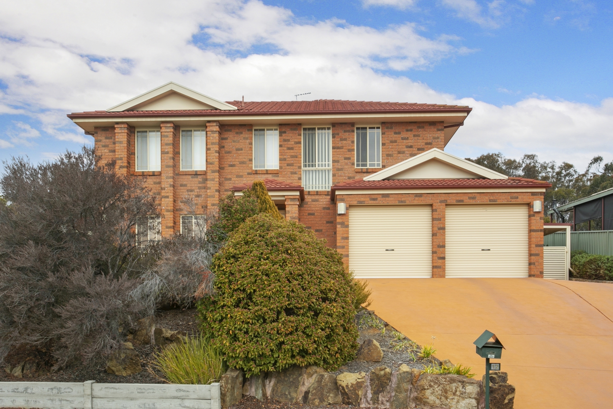 12 DELMAR CRES, KARABAR, 2620