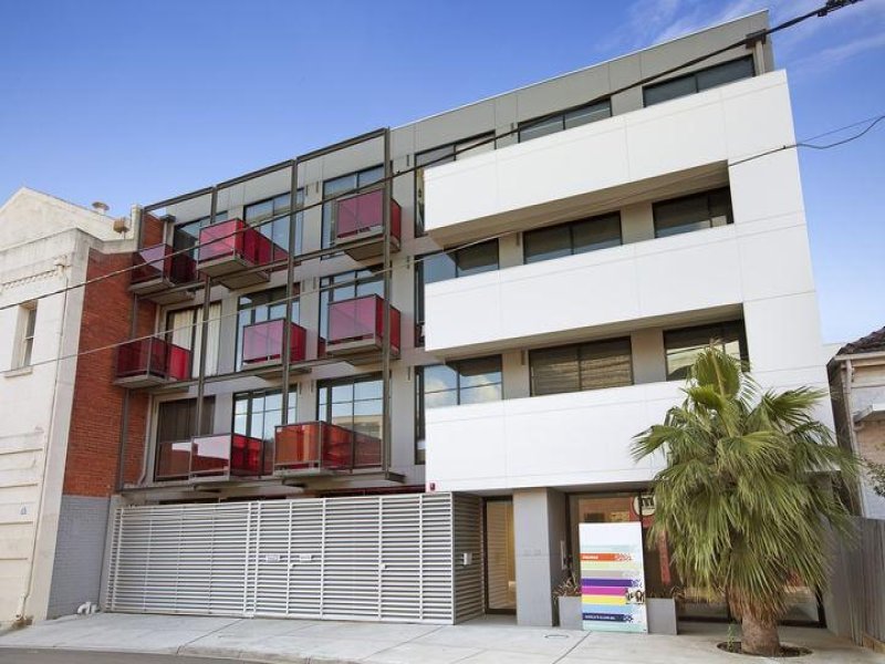 UNIT 208/32-34 ST EDMONDS RD, PRAHRAN, 3181