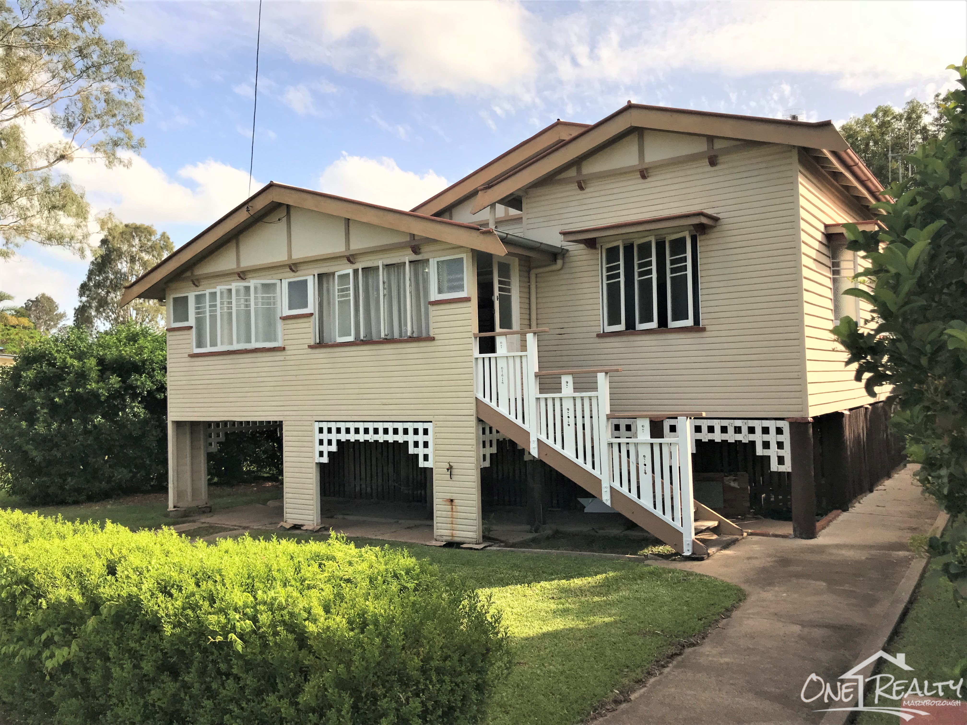 42 HYNE STREET, MARYBOROUGH, 4650