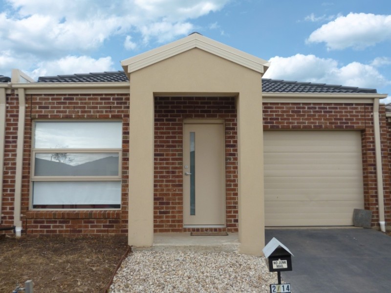 2/14 STARFLOWER AVENUE, TRUGANINA, 3029