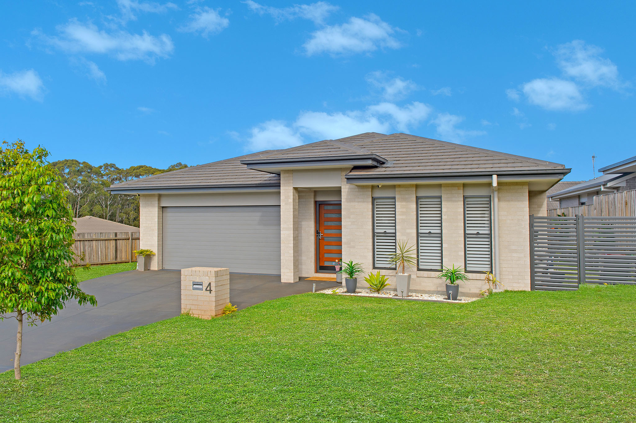 4 CLUNES STREET, PORT MACQUARIE, 2444