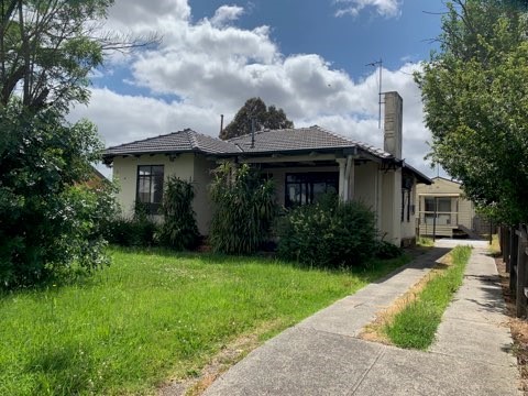 3 THE PINES, DOVETON, 3177