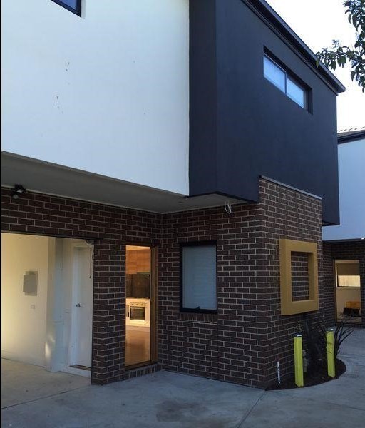 2/3 ALFRED STREET, NOBLE PARK, 3174
