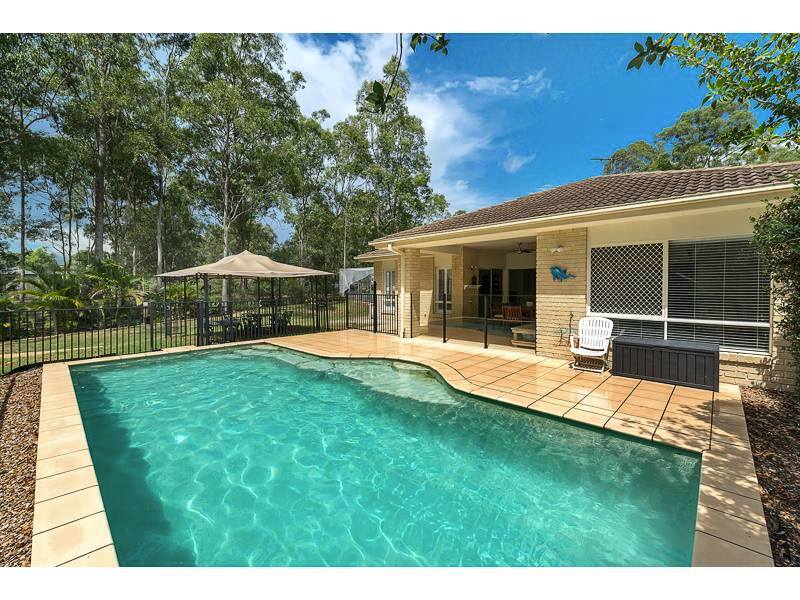 7 JACK KERR CT, MOUNT CROSBY, 4306