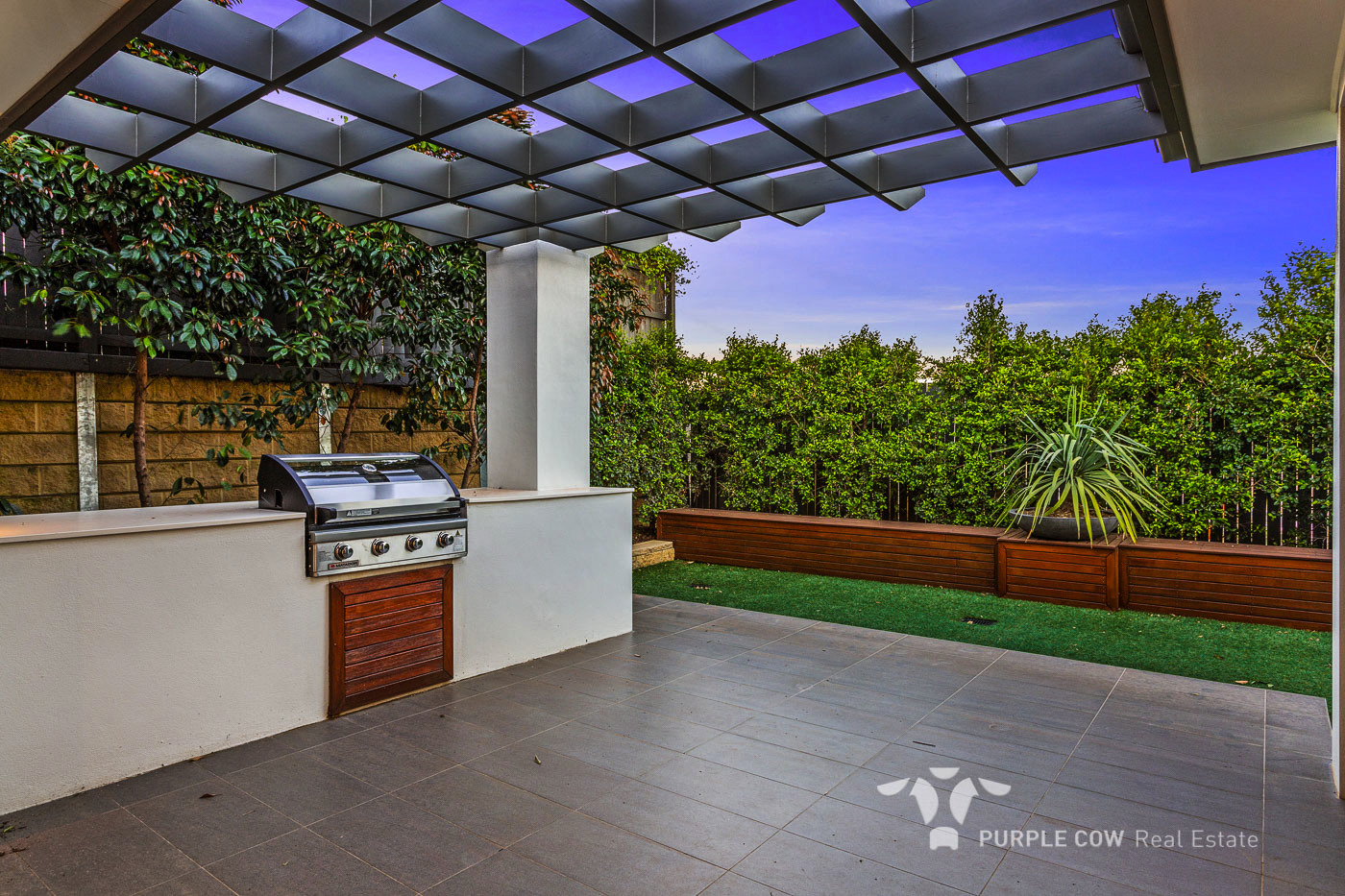 57 COLUMBIA DRIVE, BELLBIRD PARK, 4300