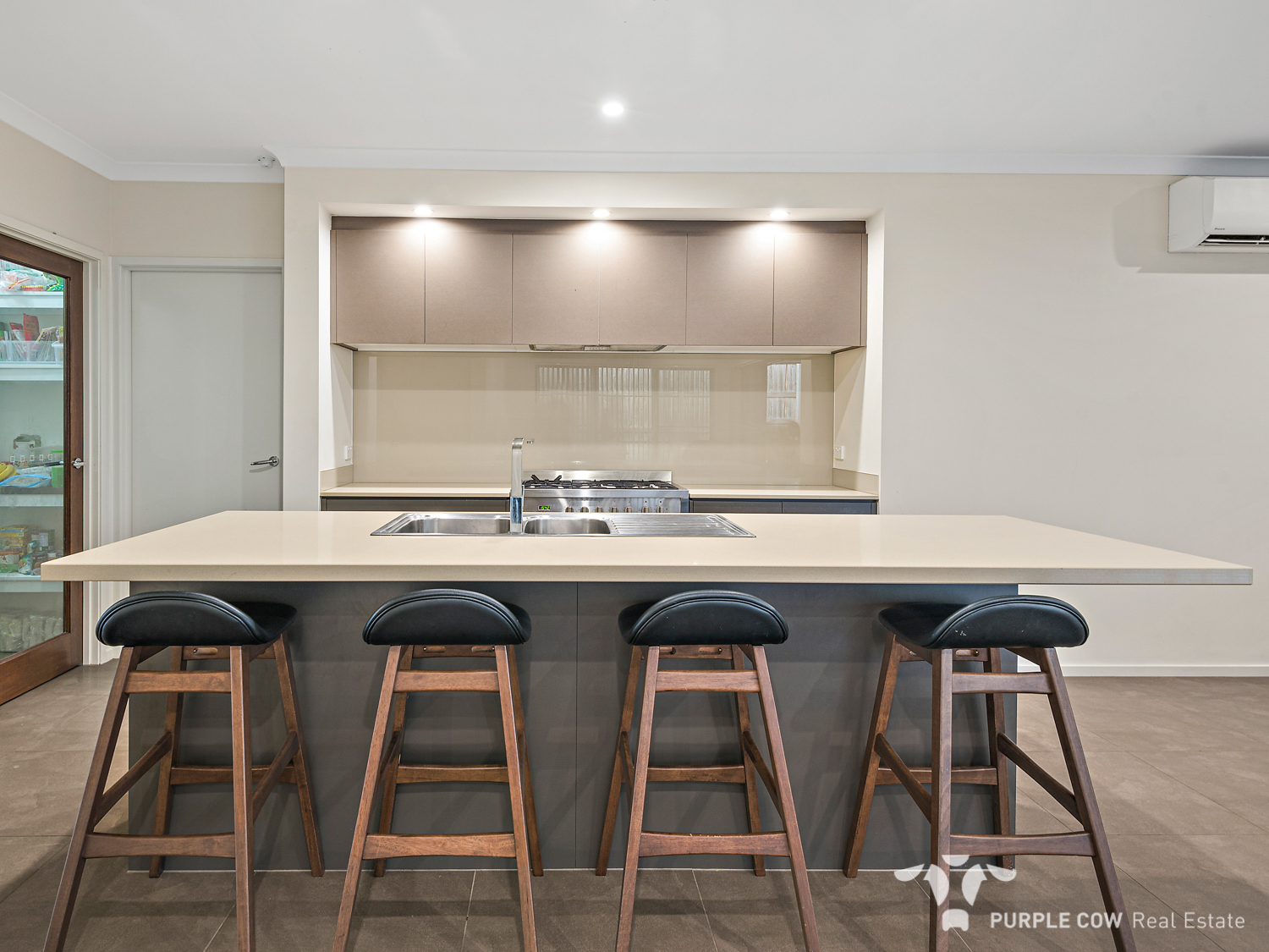 39 ISIDORE ST, AUGUSTINE HEIGHTS, 4300