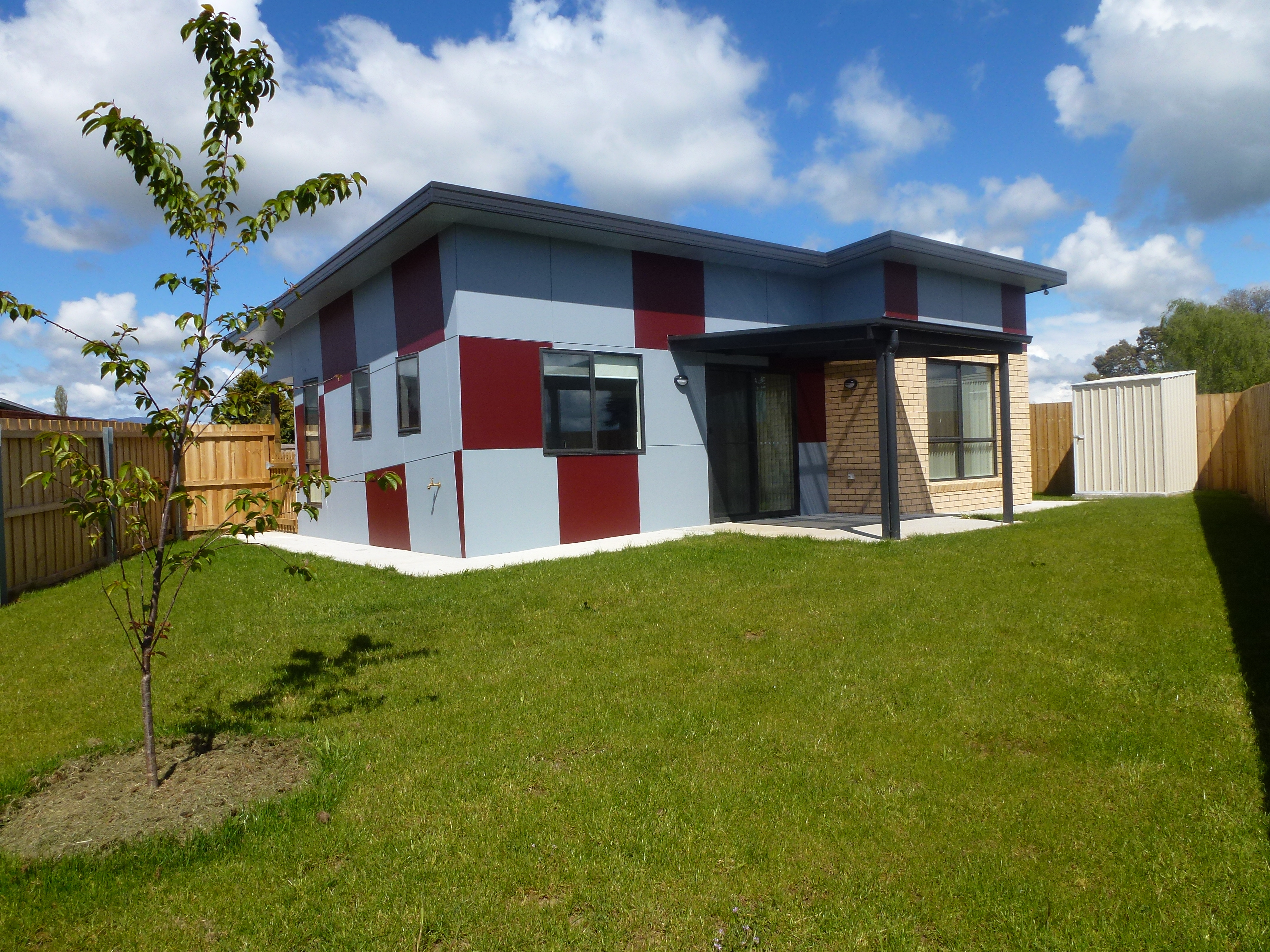 UNIT 1 / 2 CAROL COURT, WESTBURY, 7303