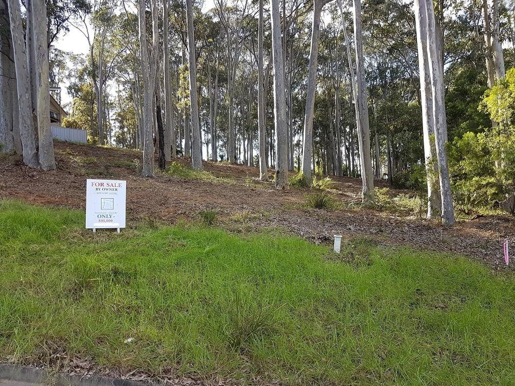 * GARETH AVENUE, NAROOMA, 2546