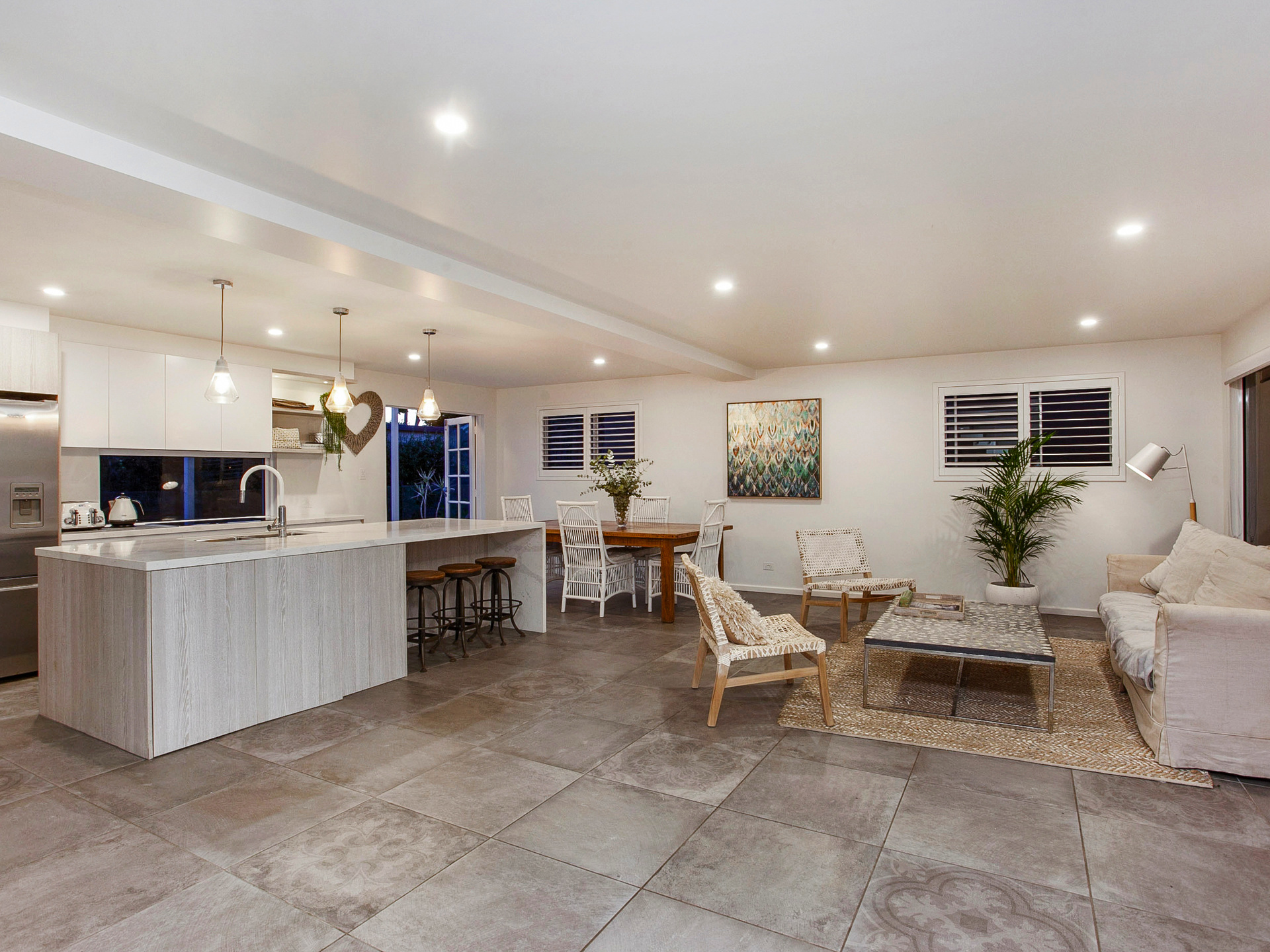 2 MOKERA AVE, PALM BEACH, 4221