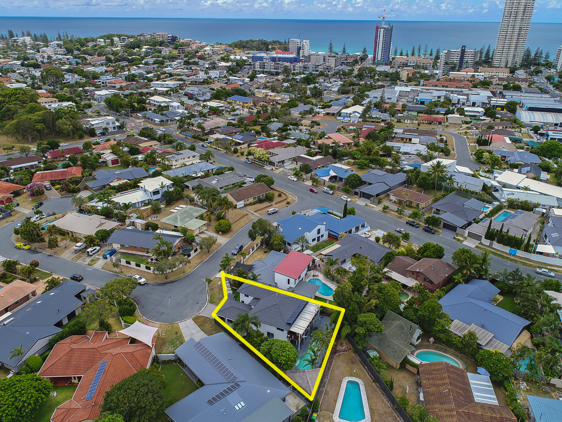 6 SEAHAWK CRES, BURLEIGH WATERS, 4220 6 SEAHAWK CRES, BURLEIGH WATERS, 4220