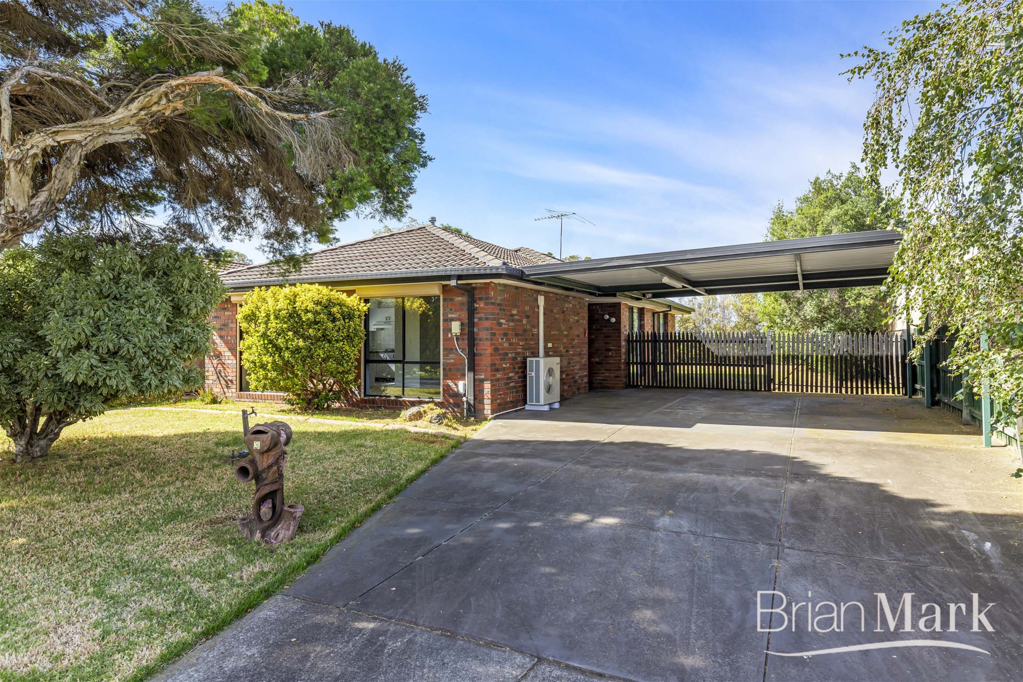 3 FLEMINGTON CRESCENT, WERRIBEE, 3030