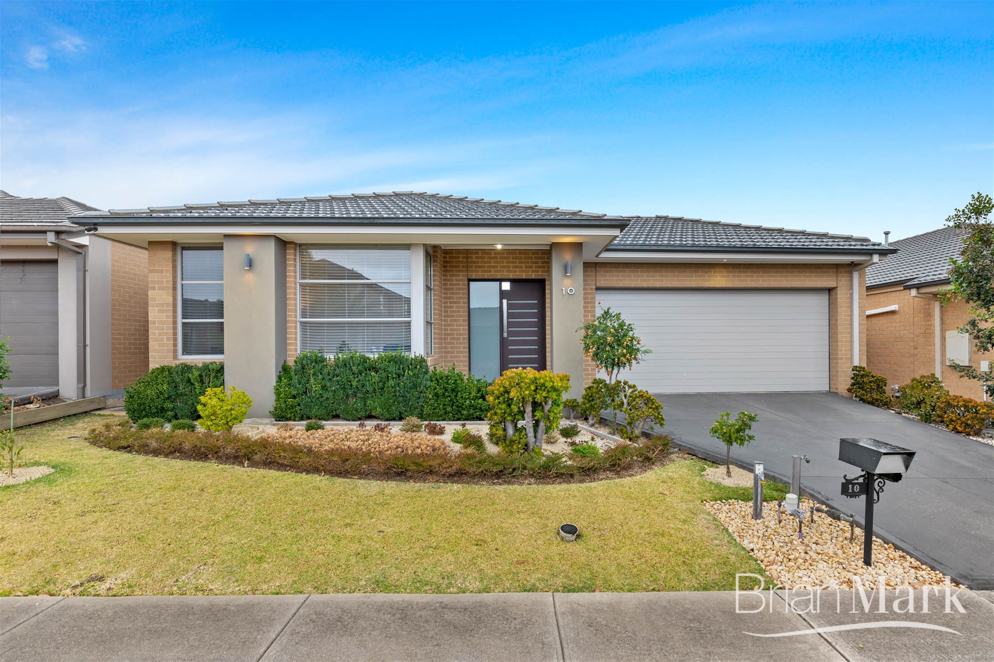 10 KURRALI CRESCENT, WERRIBEE, 3030