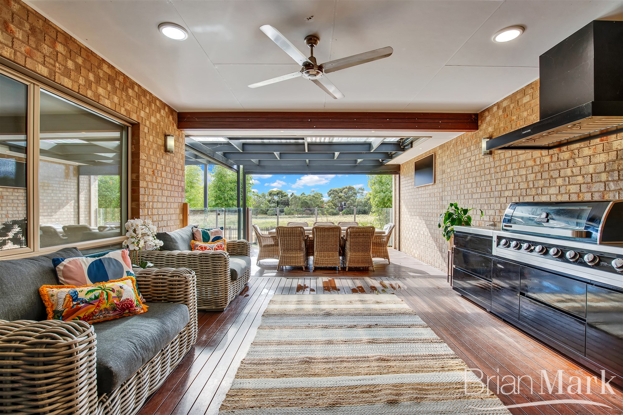 34 RIVERGLADES DRIVE, SANCTUARY LAKES, 3030