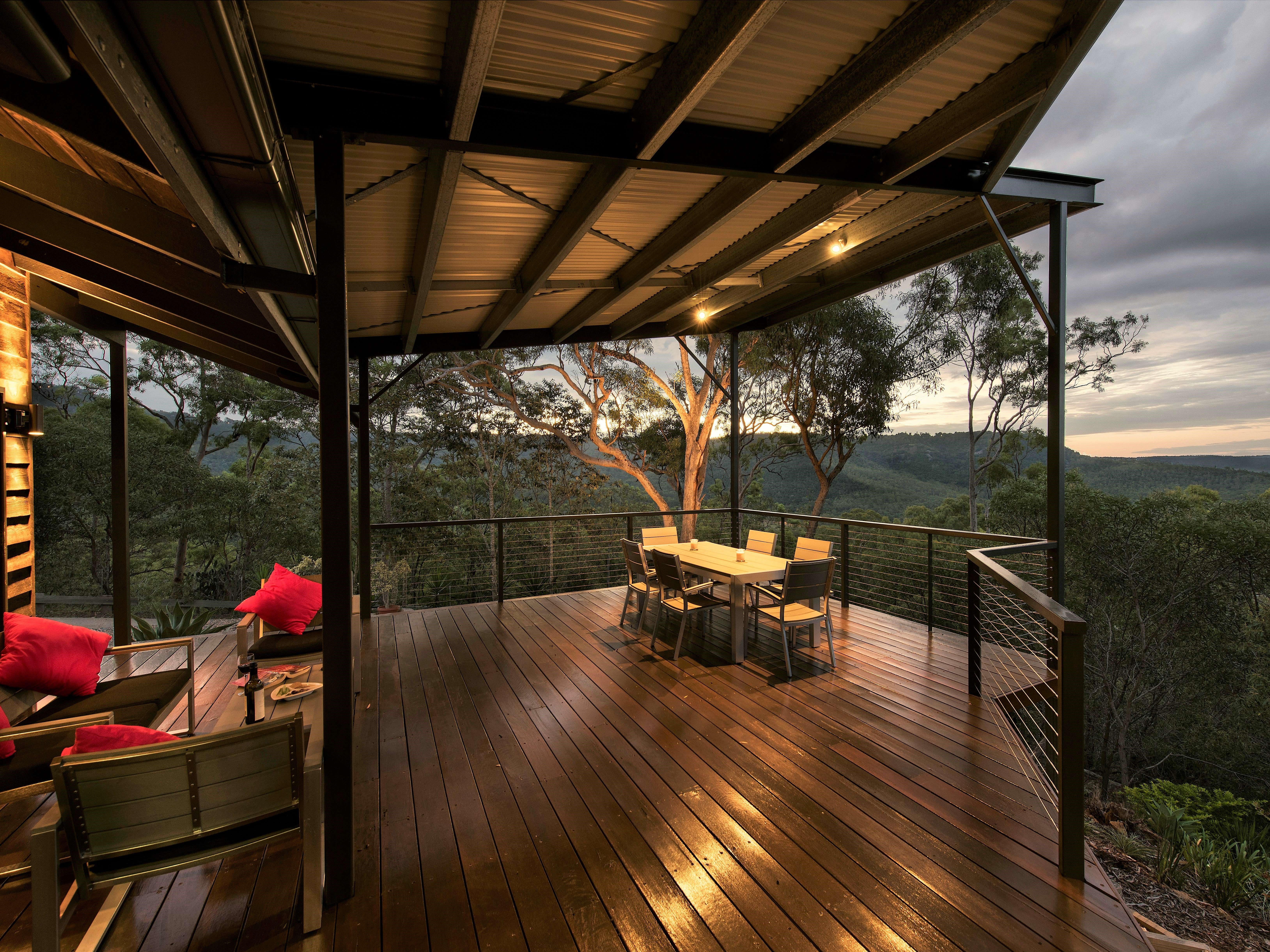 37 BERGHOFER DRIVE, WITHCOTT, 4352