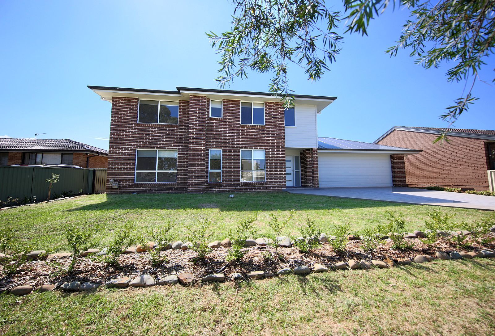 1 ABELIA STREET, TAHMOOR, 2573