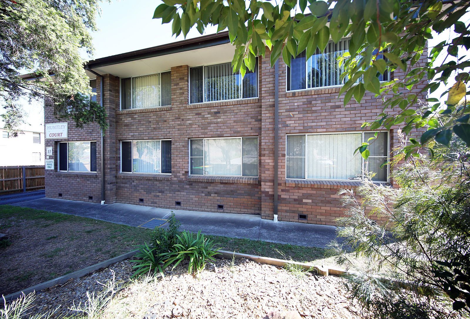 13/77 MENANGLE ST, PICTON, 2571