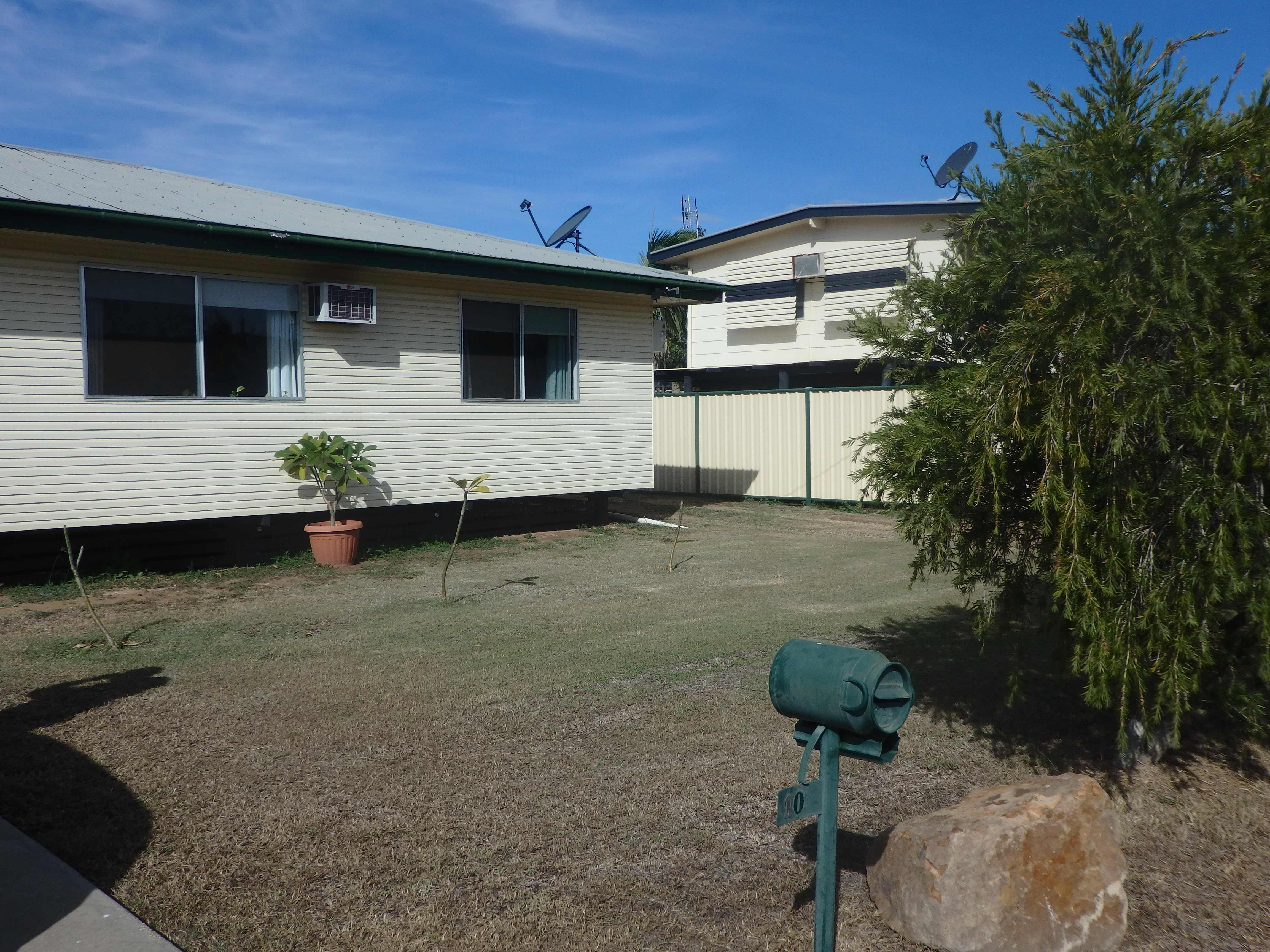 10 COLUMBA ST, BLACKWATER, 4717