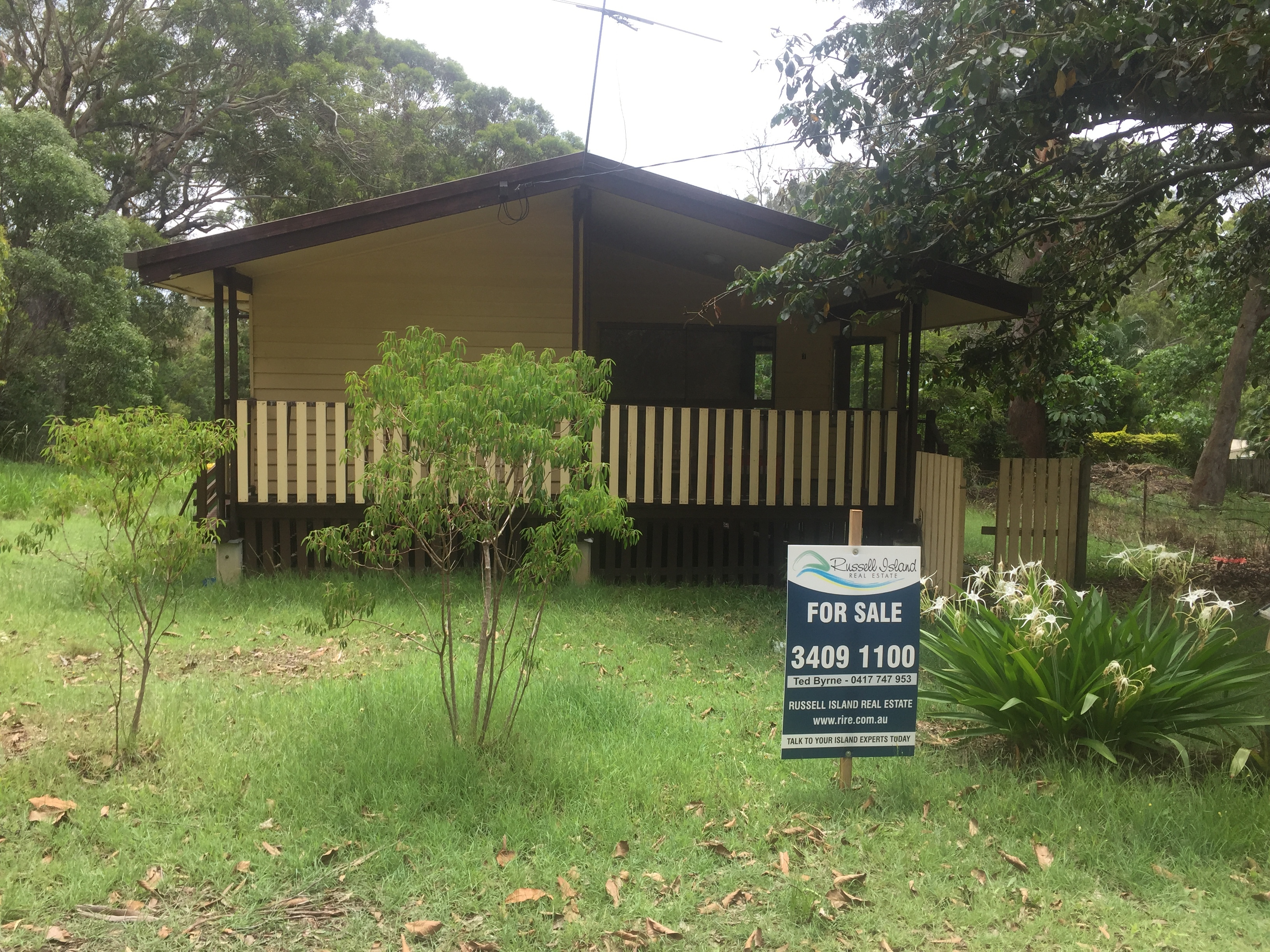 7 CAMBRIDGE RD, RUSSELL ISLAND, 4184