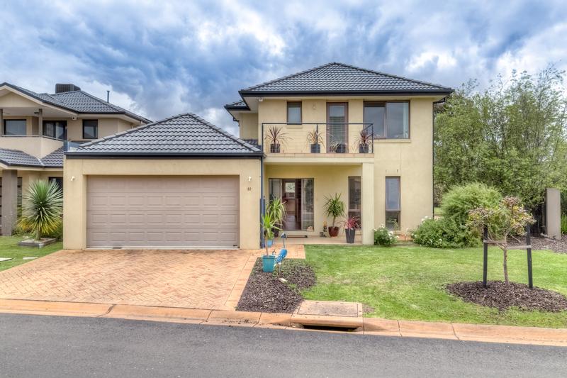 1 GREG NORMAN DRIVE, SANCTUARY LAKES, 3030