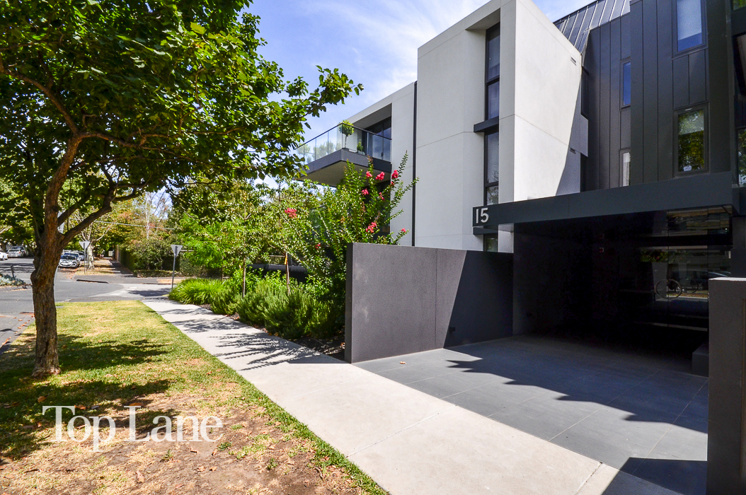UNIT 103/15 CROMWELL RD, SOUTH YARRA, 3141