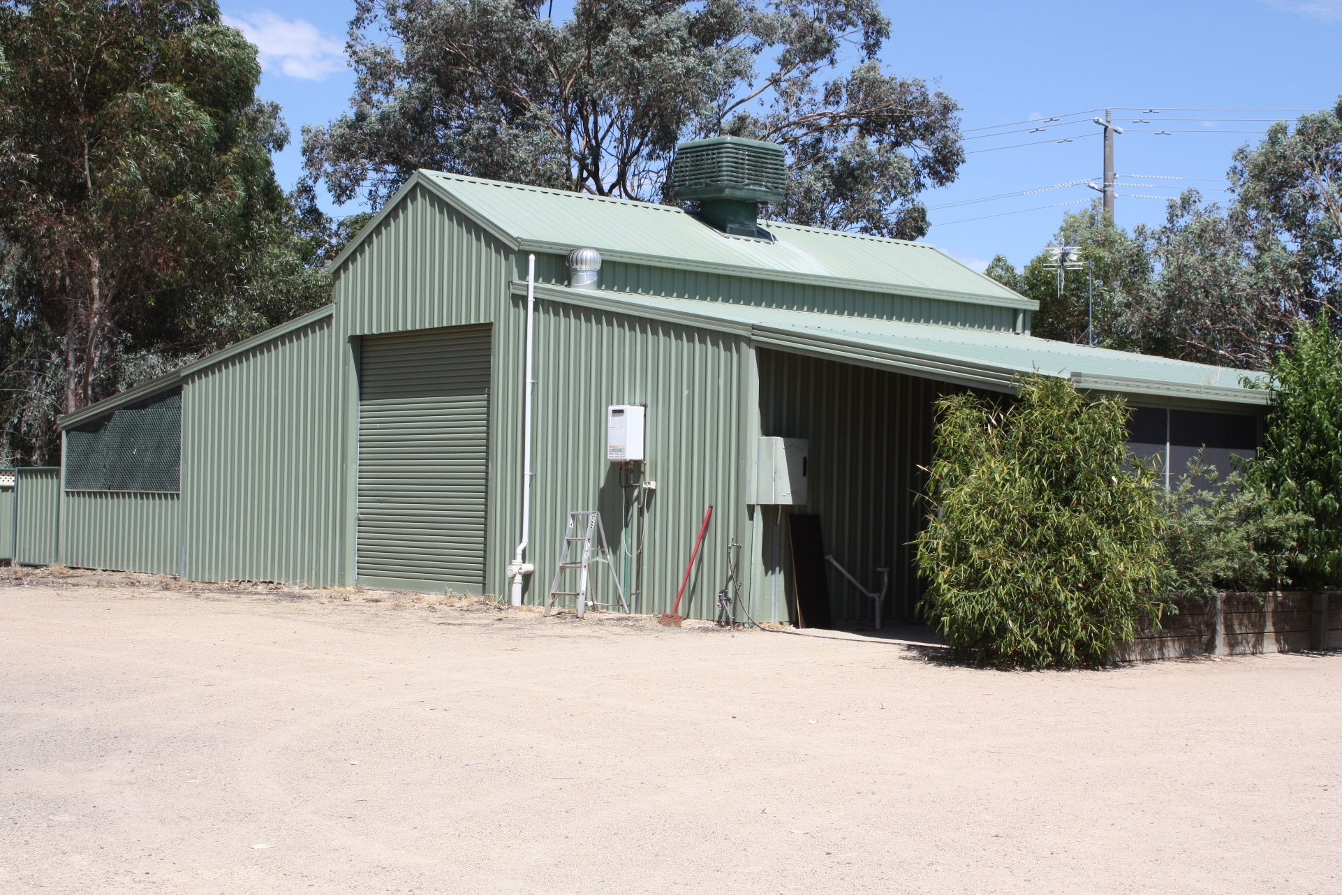 102 SALEYARDS ROAD, BENALLA, 3672