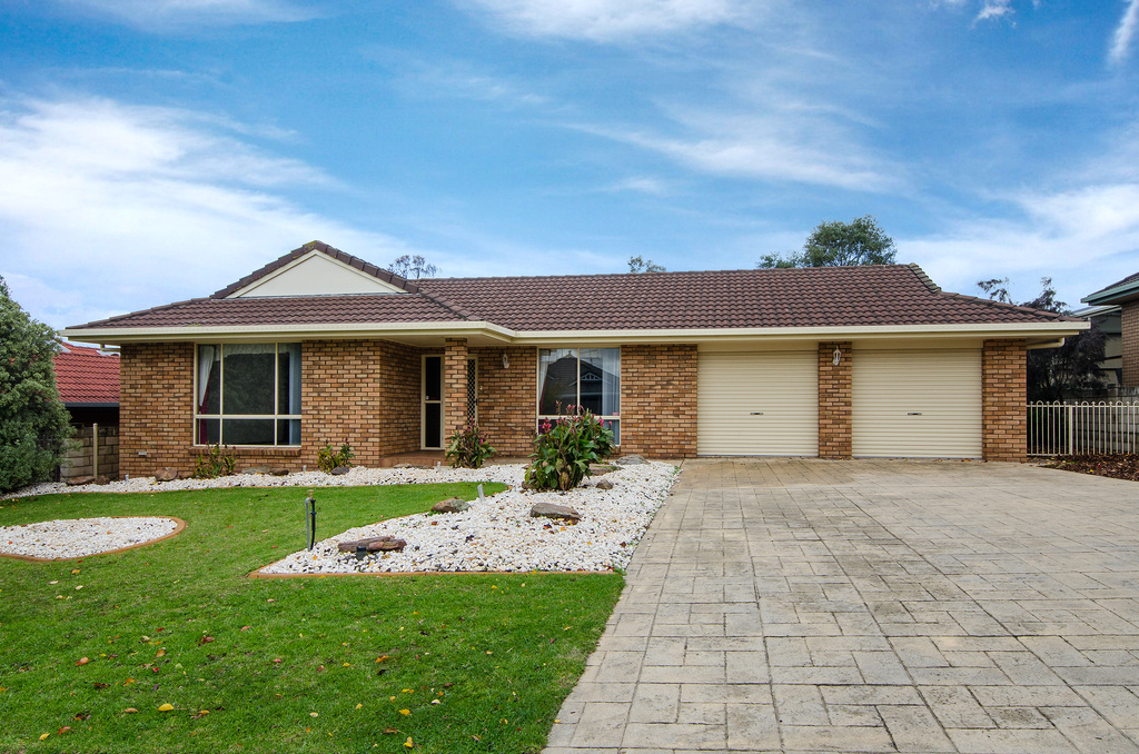 22 LORIKEET STREET, MOUNT GAMBIER, 5290
