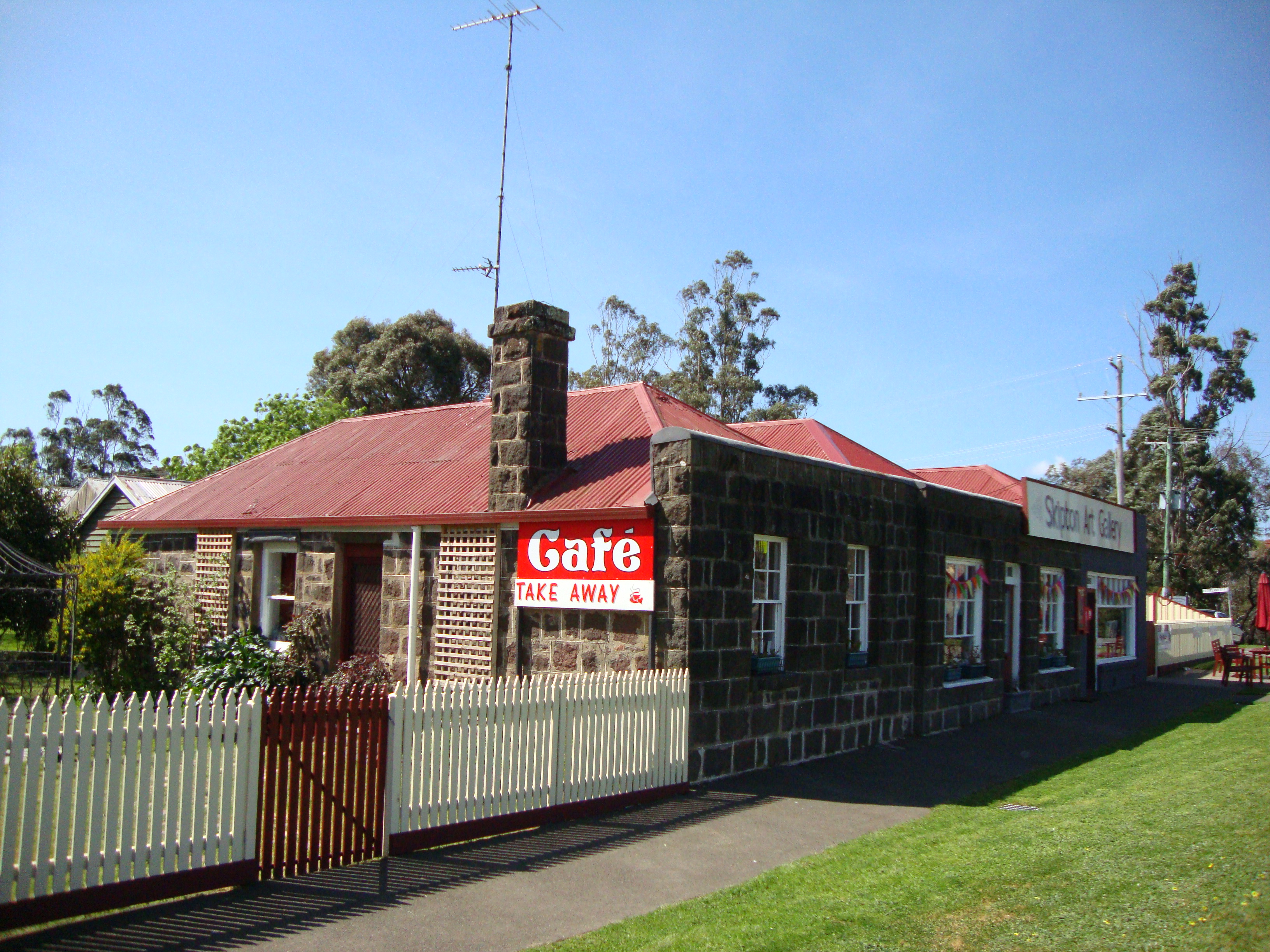 36 GLENELG HIGHWAY, SKIPTON, 3361