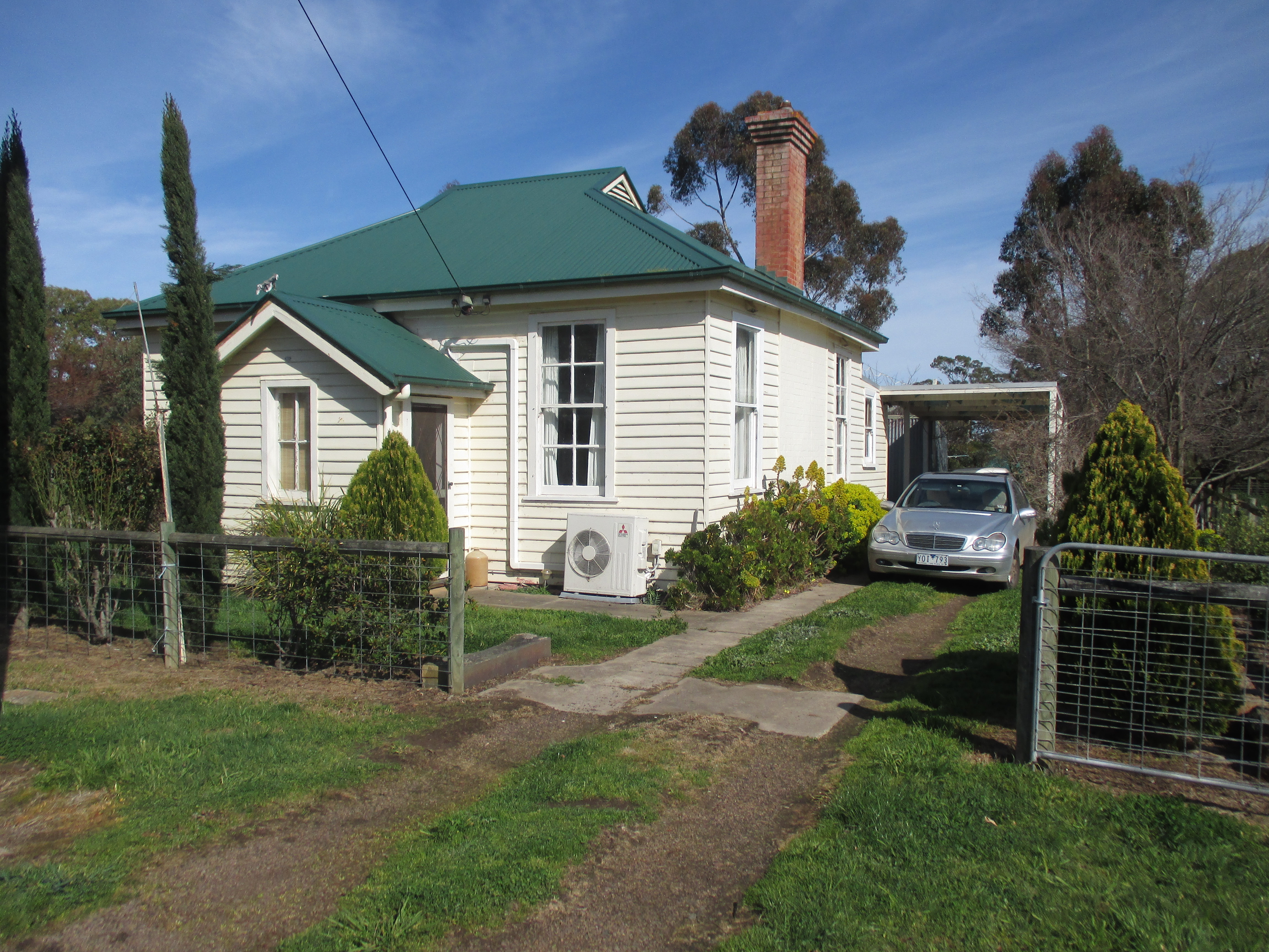 11 TEMPLETON STREET, DUNKELD, 3294