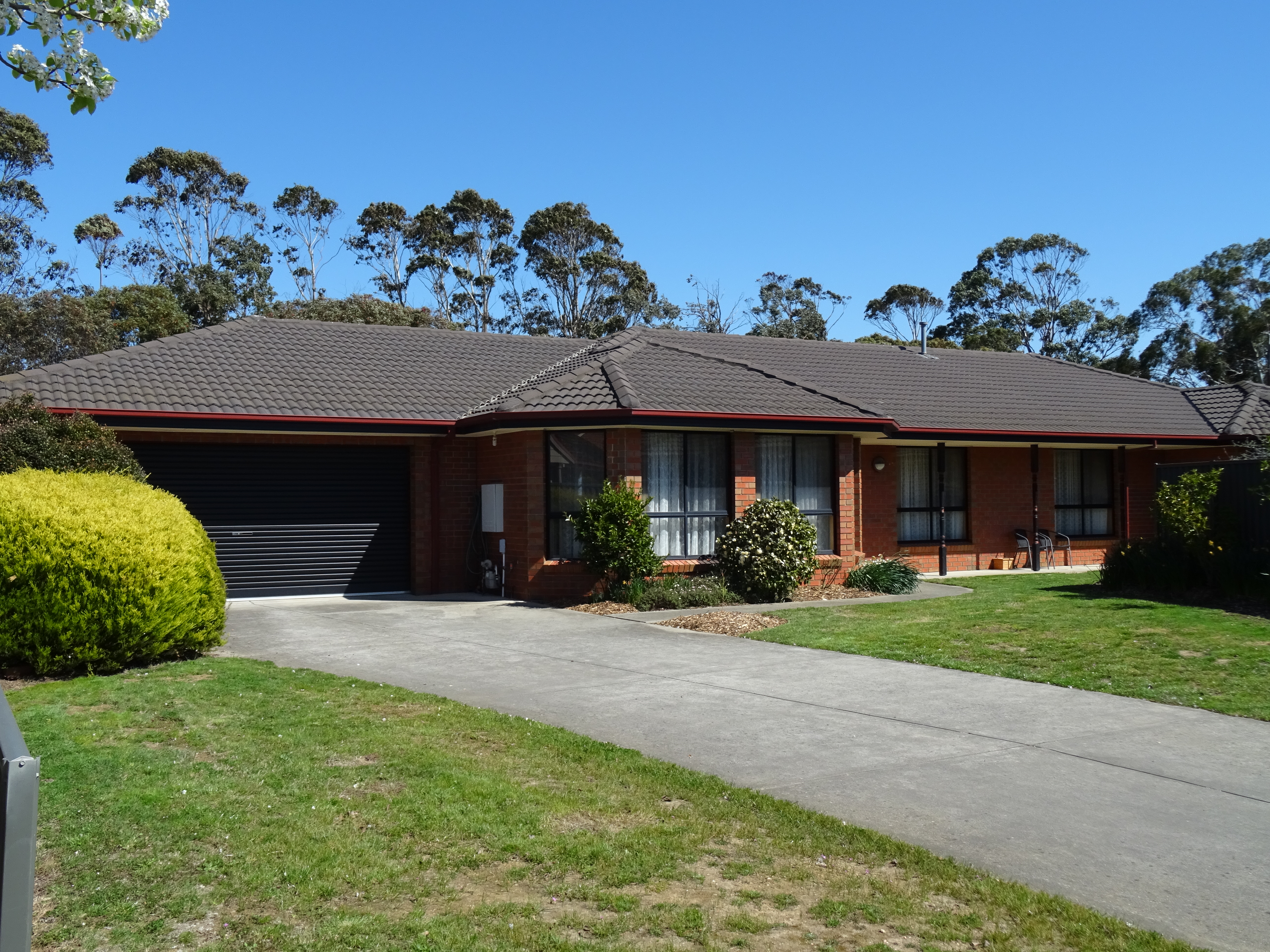 6 CHELSEA PLACE, ALFREDTON, 3350