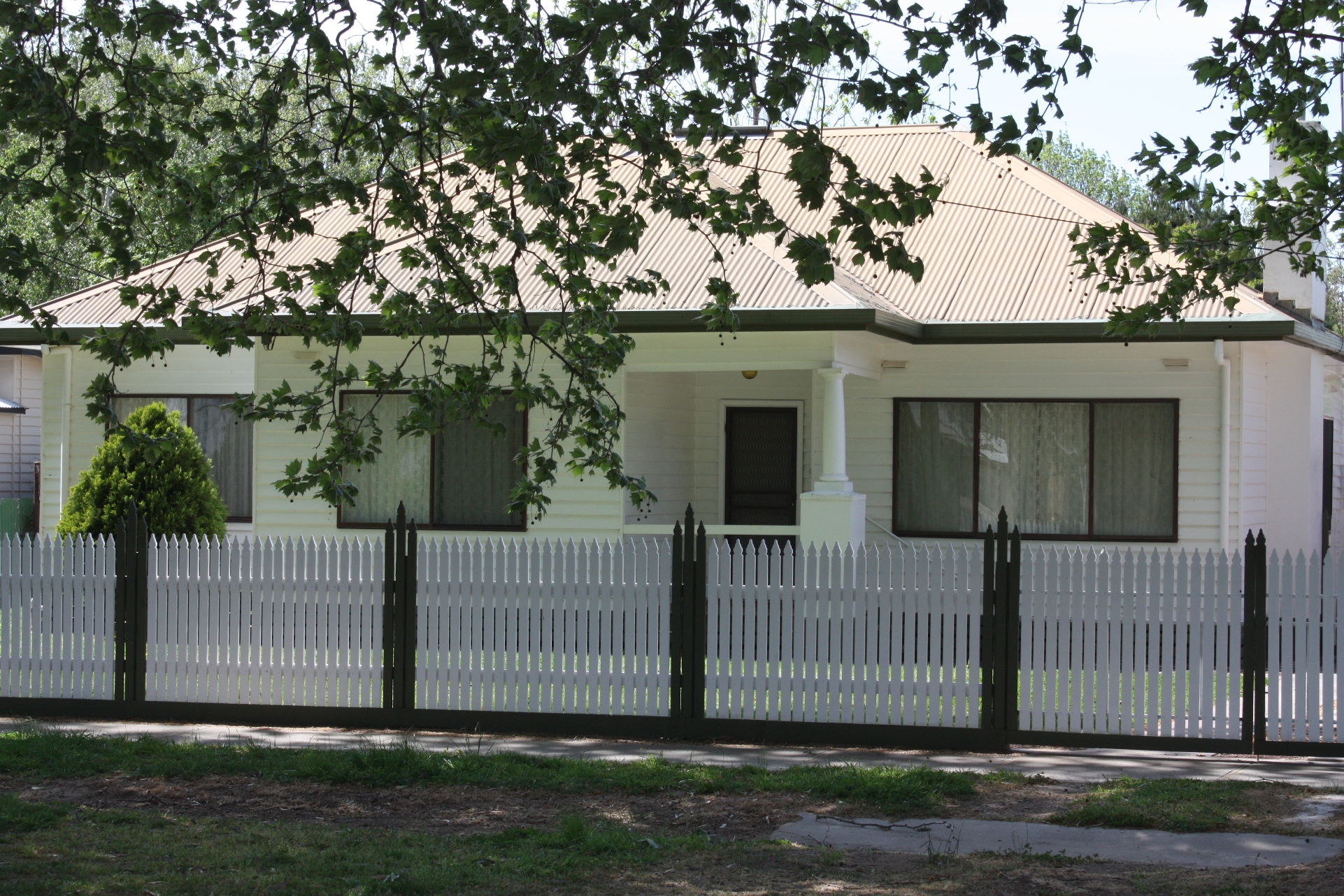 5 MARKET STREET, BENALLA, 3672