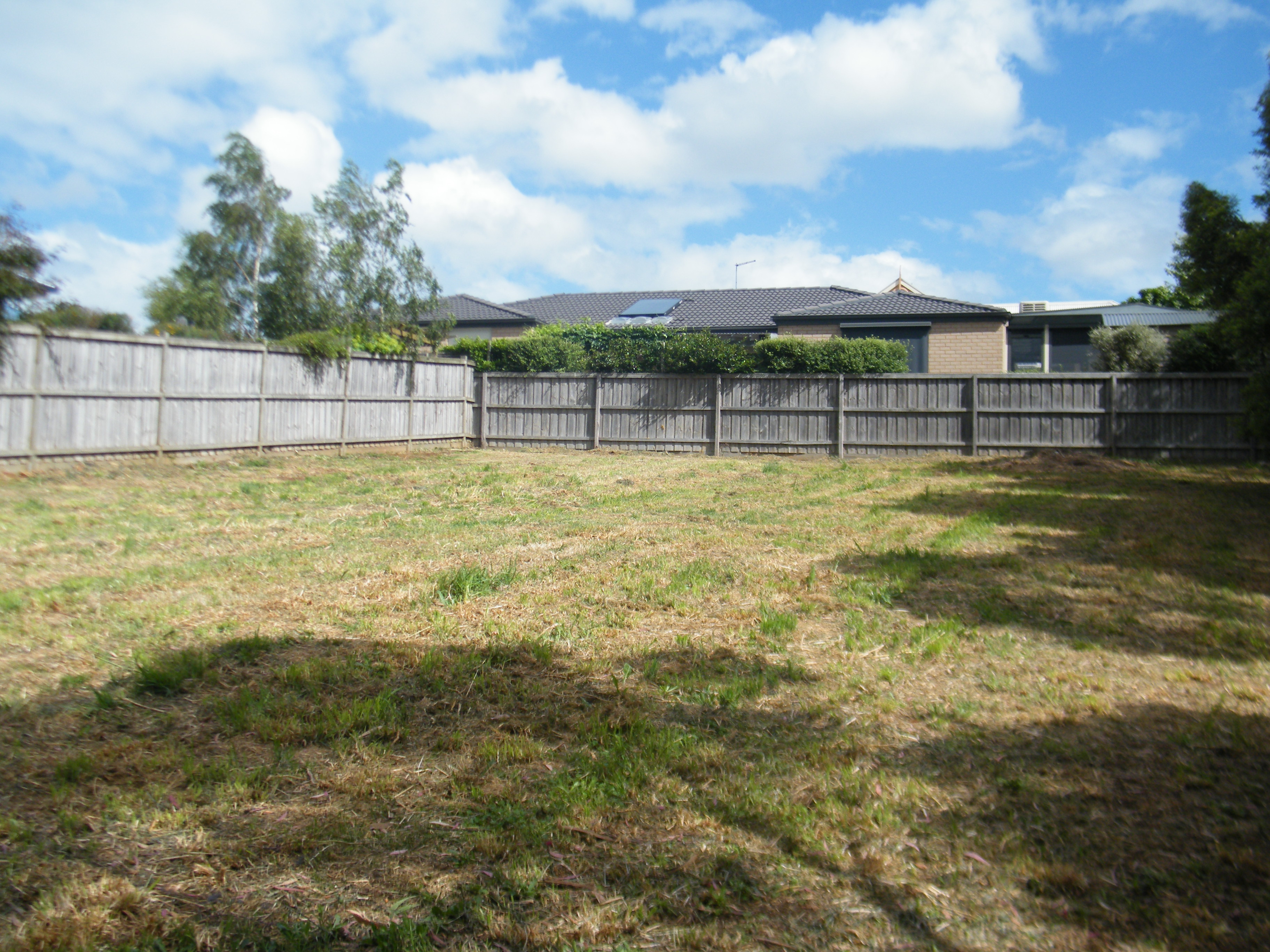 18 WALKER DRIVE, DROUIN, 3818