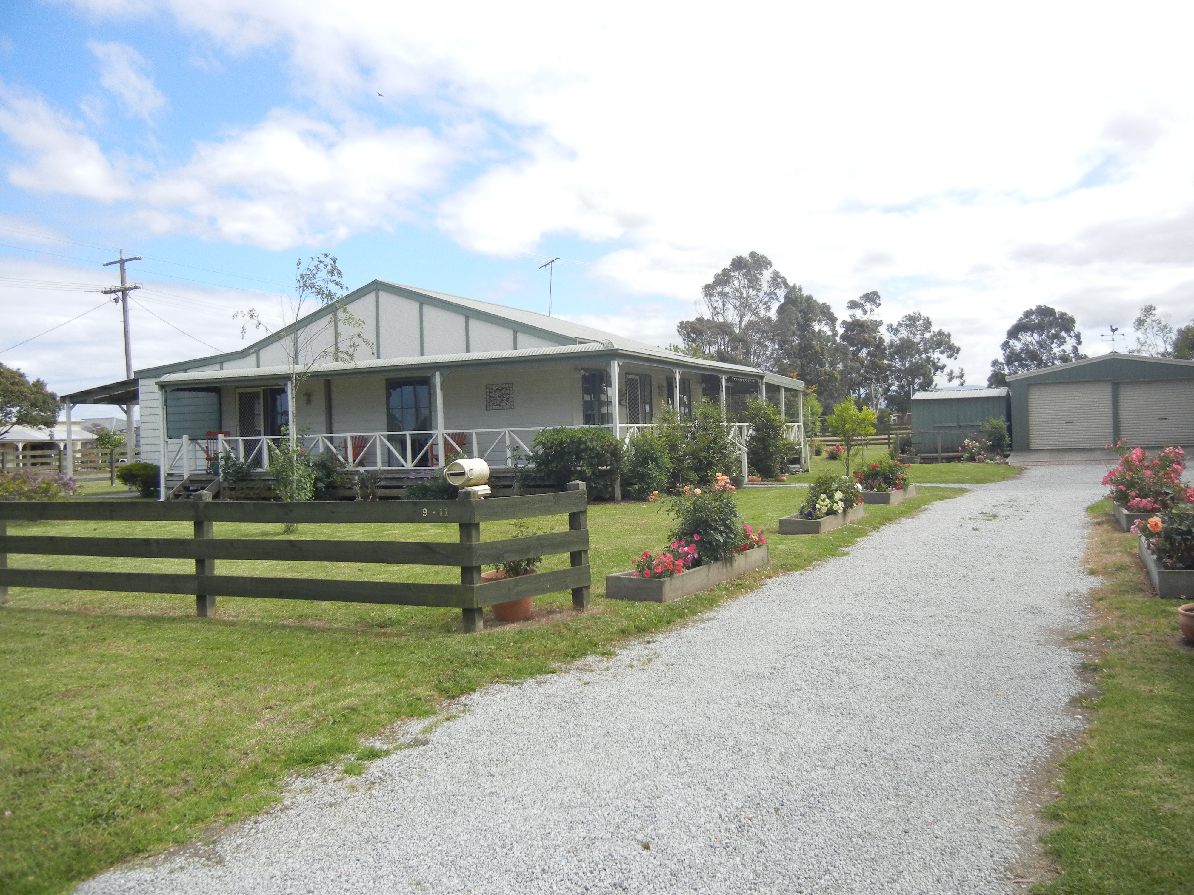 9-11 COLLETTE STREET, LONGWARRY, 3816