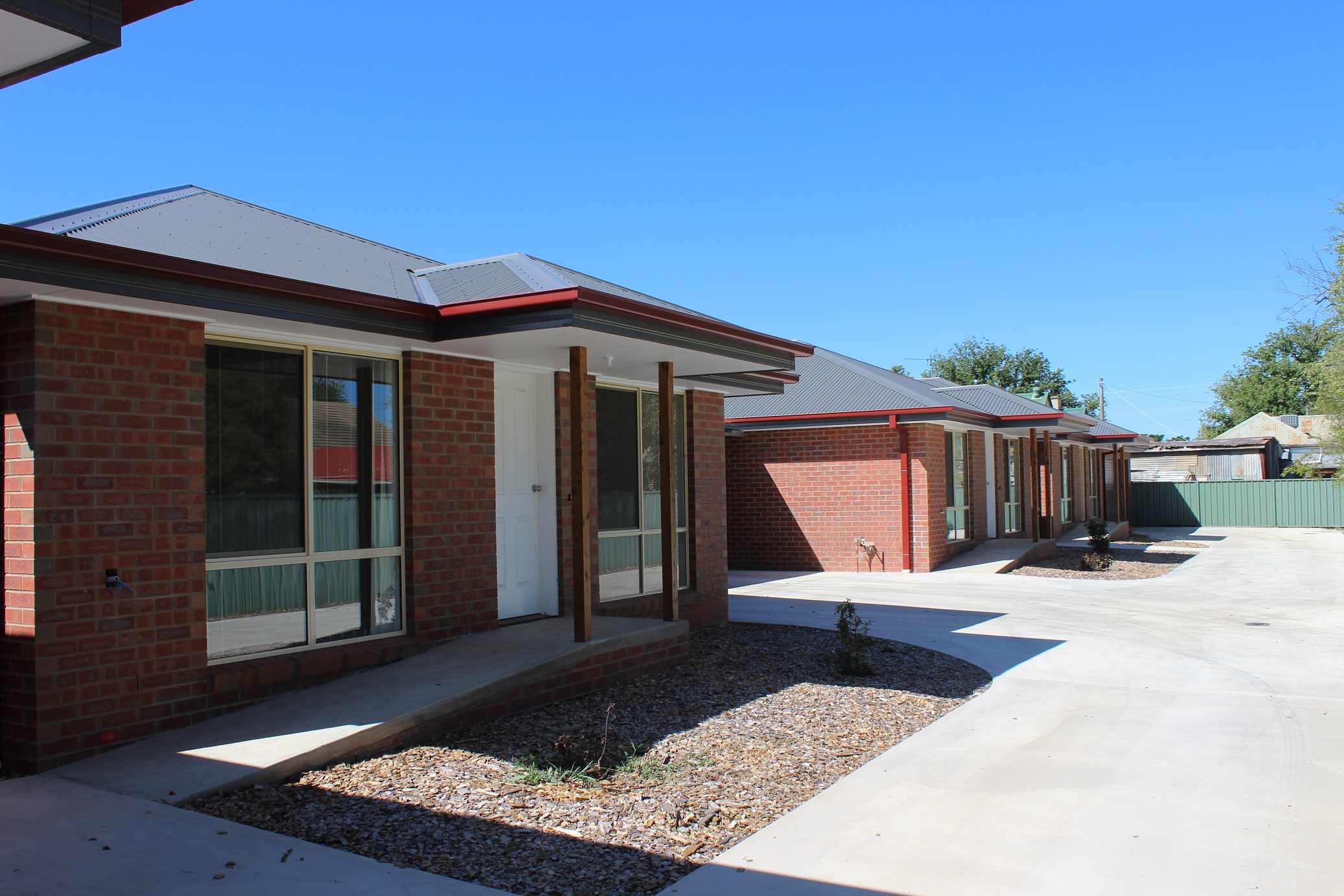 33 NIXON STREET, BENALLA, 3672